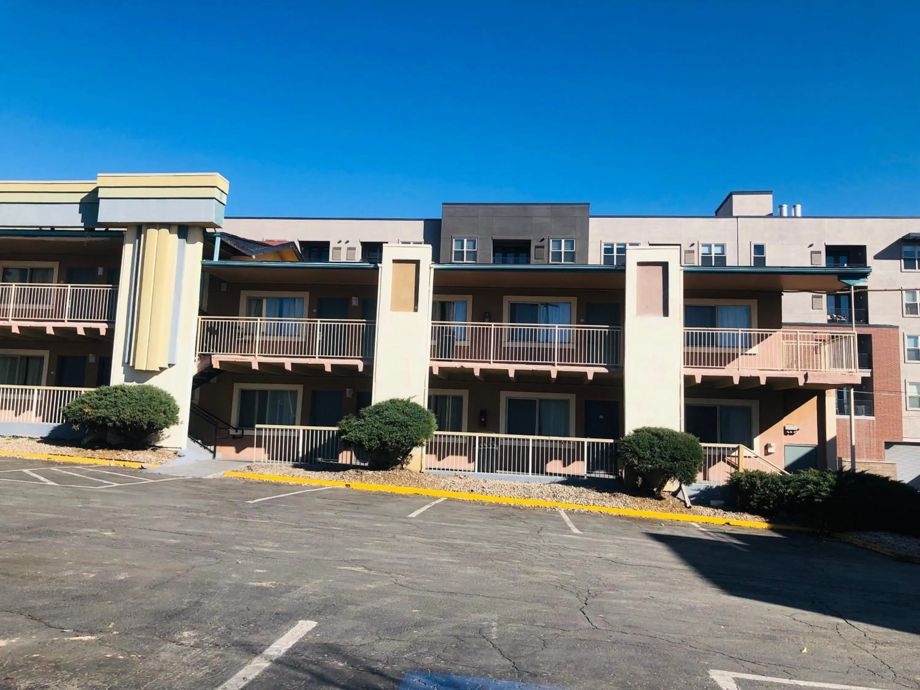 Property building in Inn at the Highland Denver Downtown