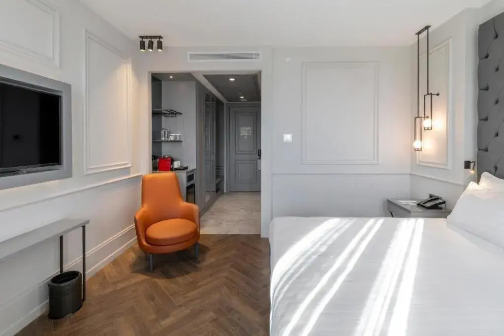 Photo of the whole room, Bed in Wish More Hotel Şişli Photo of the whole room, Bed in Wish More Hotel Şişli