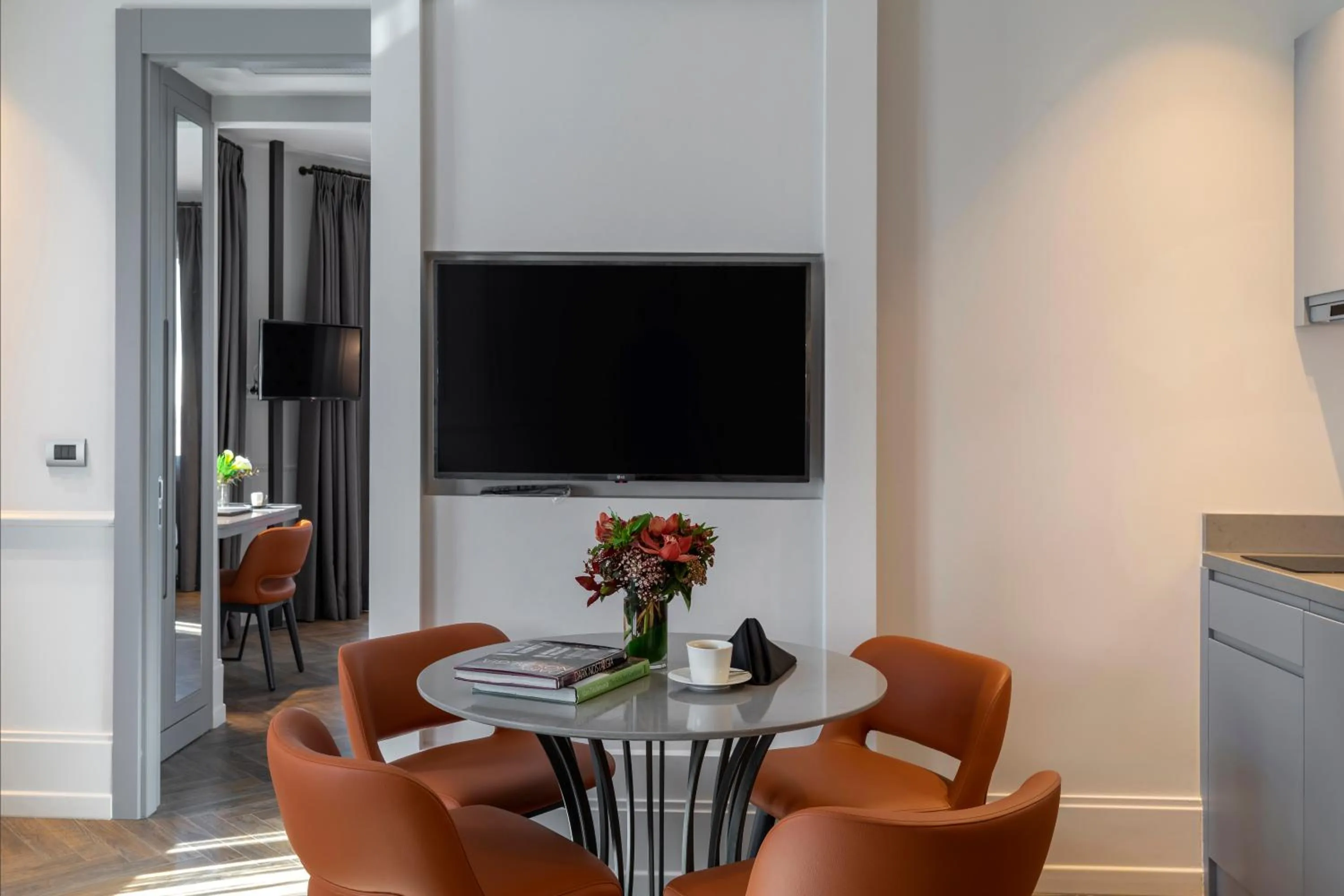 Dining area in Wish More Hotel Şişli