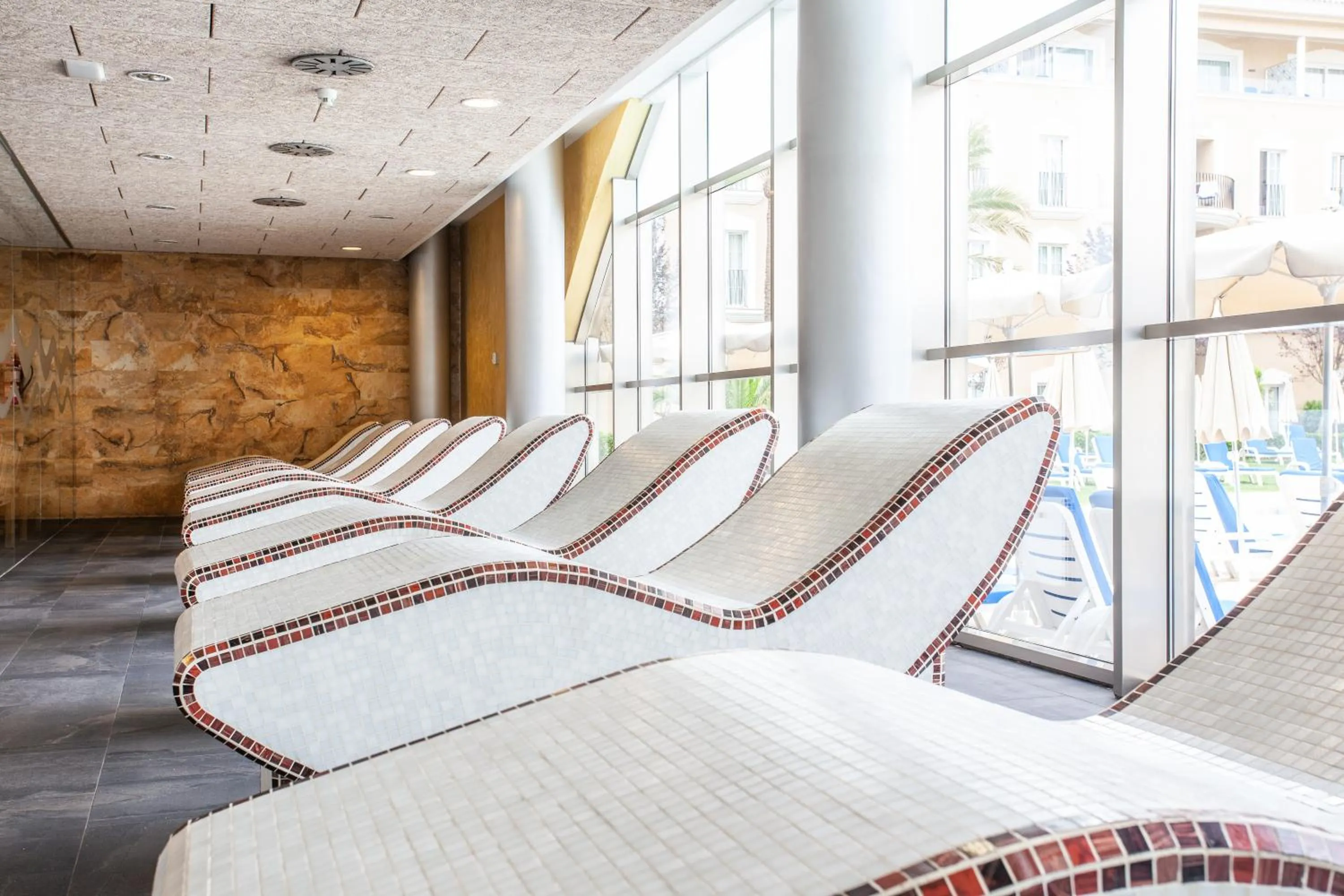 Spa and wellness centre/facilities, Bed in Grupotel Playa de Palma Suites & Spa