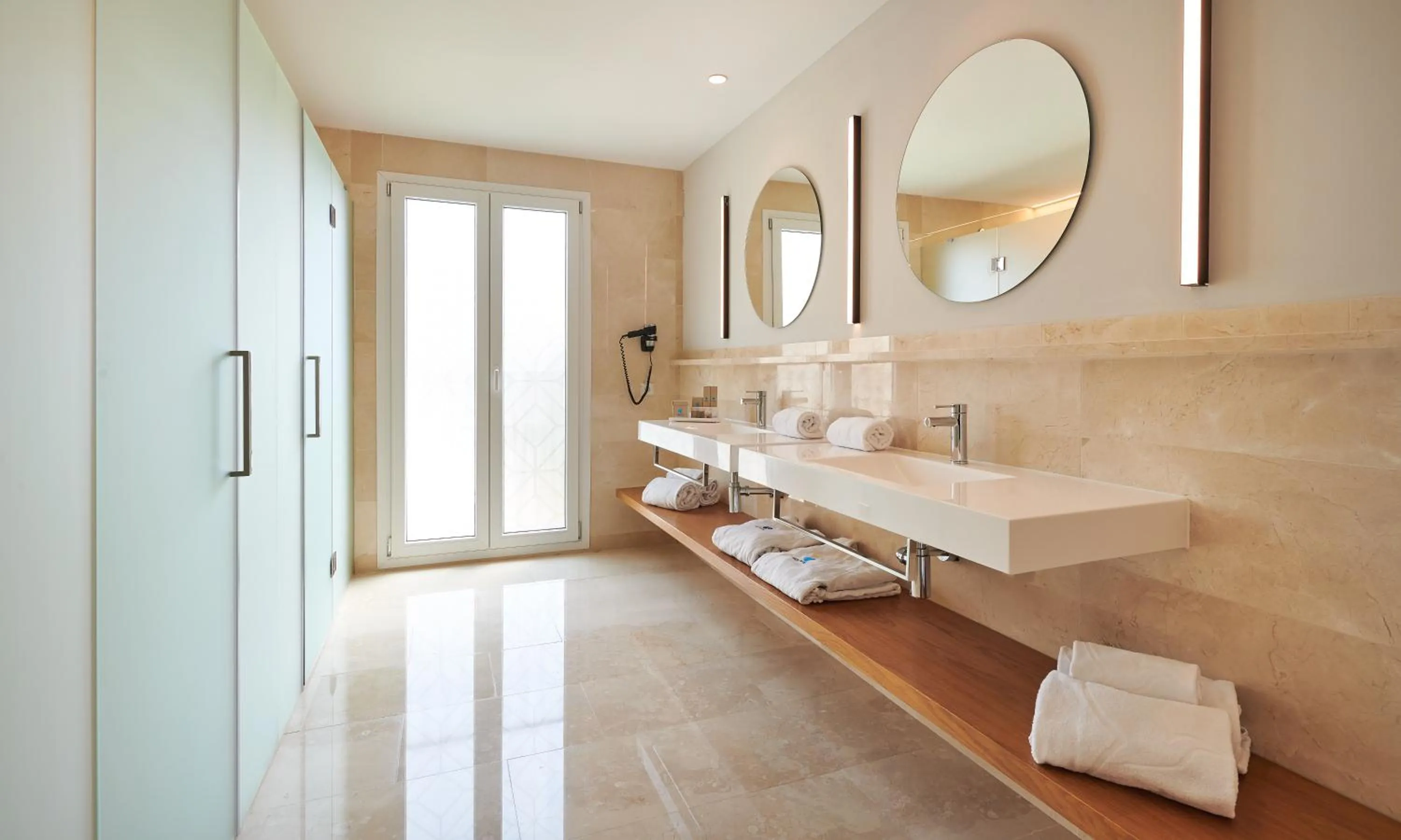 Bathroom in Grupotel Playa de Palma Suites & Spa