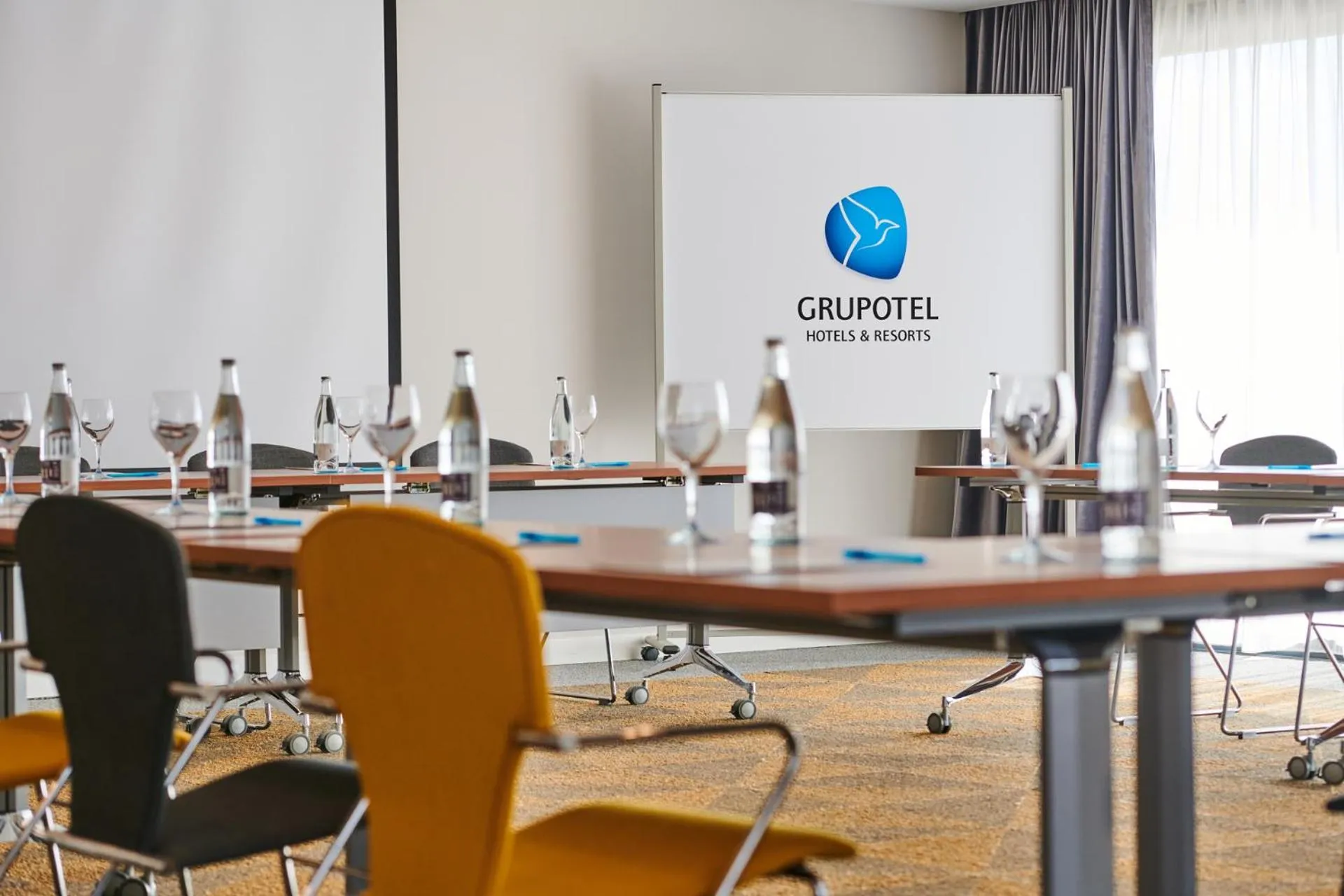 Meeting/conference room in Grupotel Playa de Palma Suites & Spa