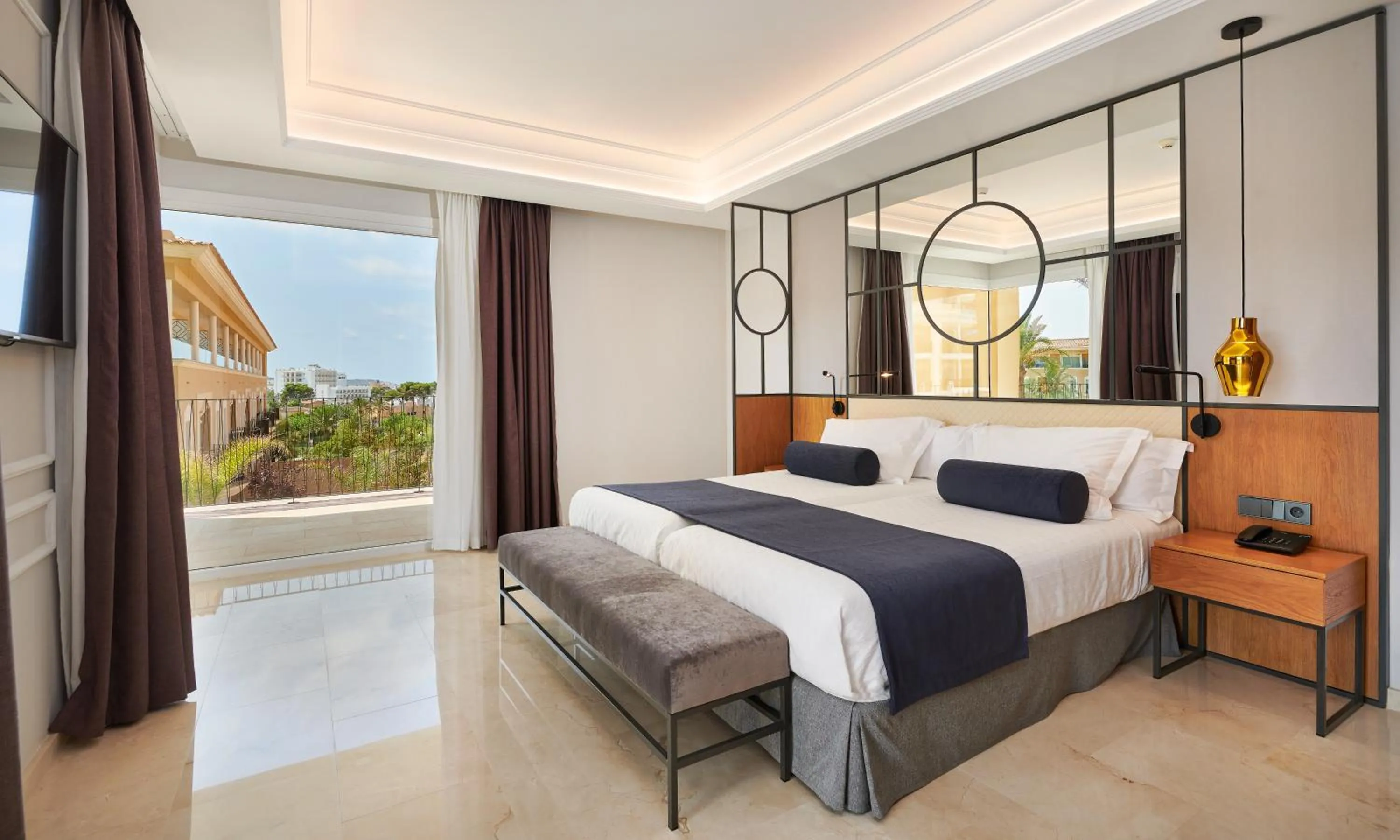 Bedroom, Bed in Grupotel Playa de Palma Suites & Spa