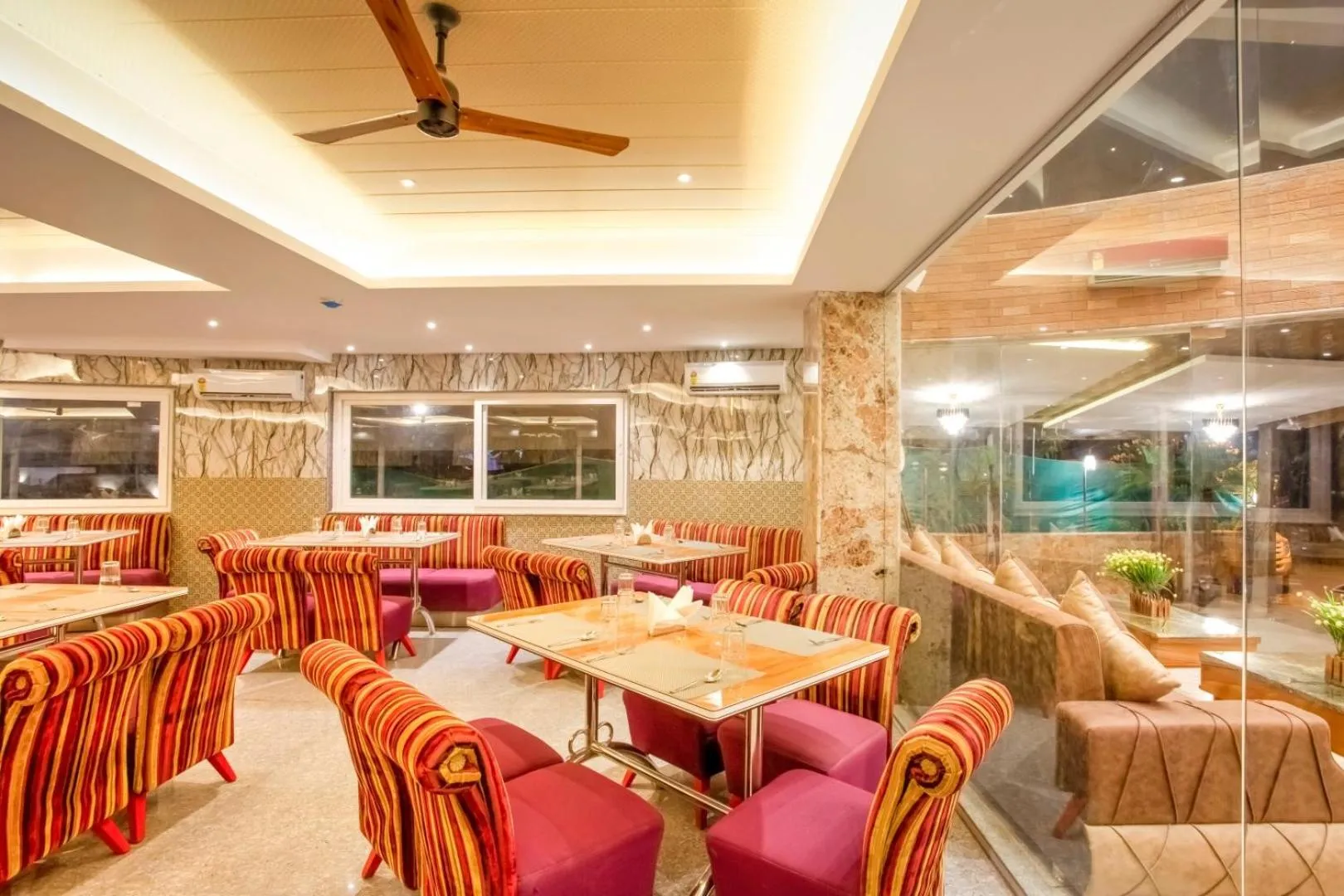 Restaurant/places to eat in Summit Calangute Resort & Spa