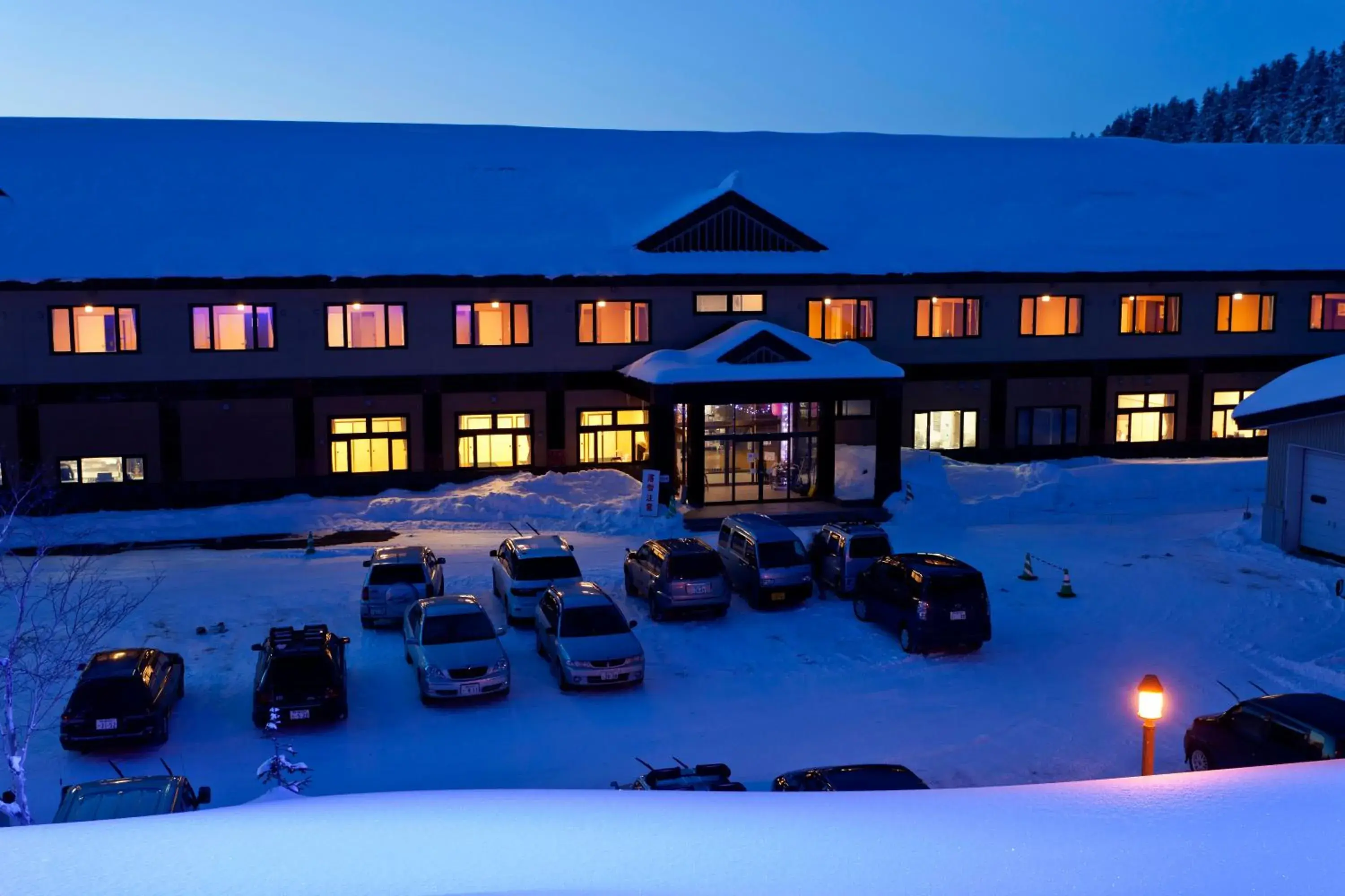 Facade/entrance in Kamihoroso Facade/entrance in Kamihoroso