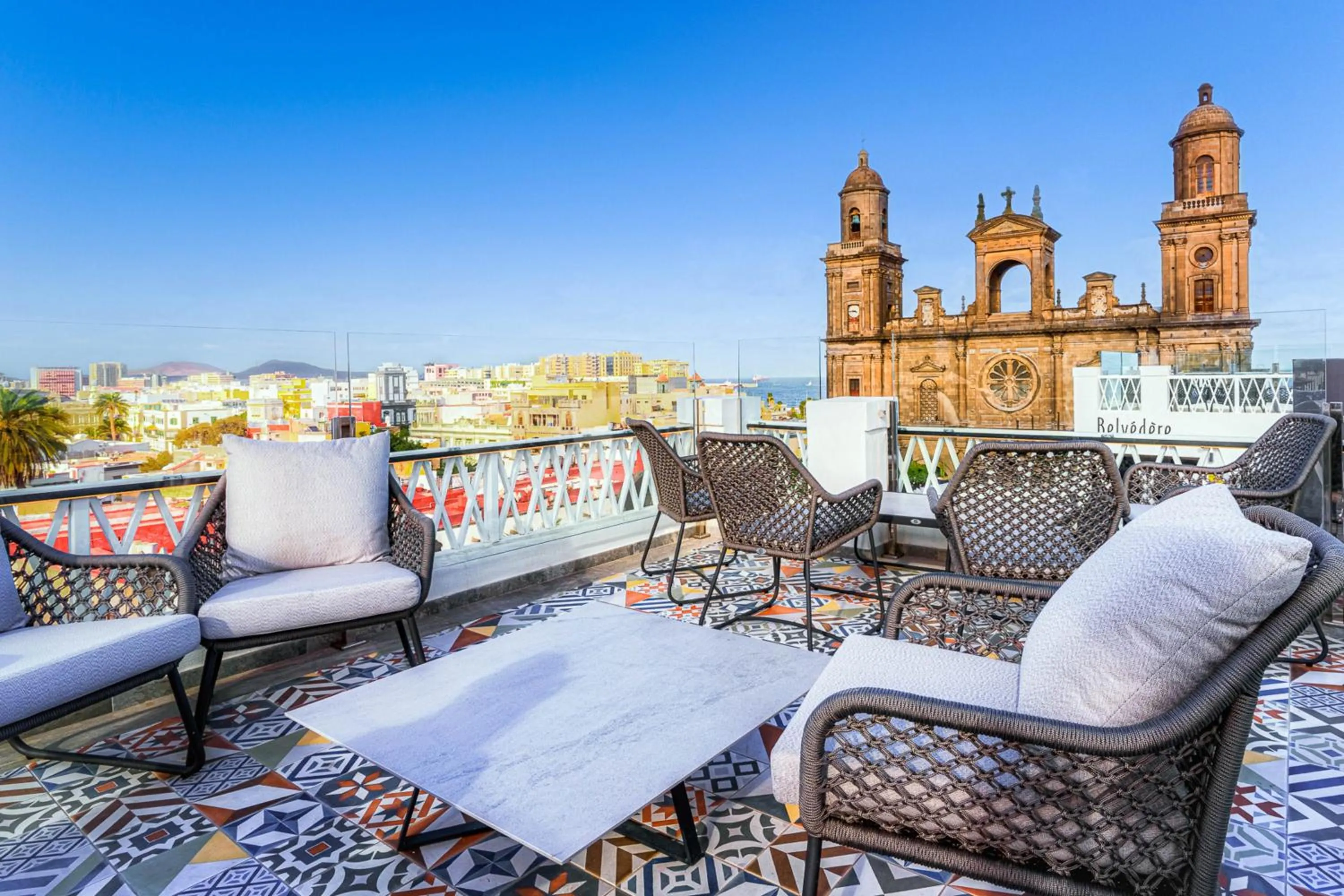 Nearby landmark in Boutique Hotel Cordial Plaza Mayor de Santa Ana