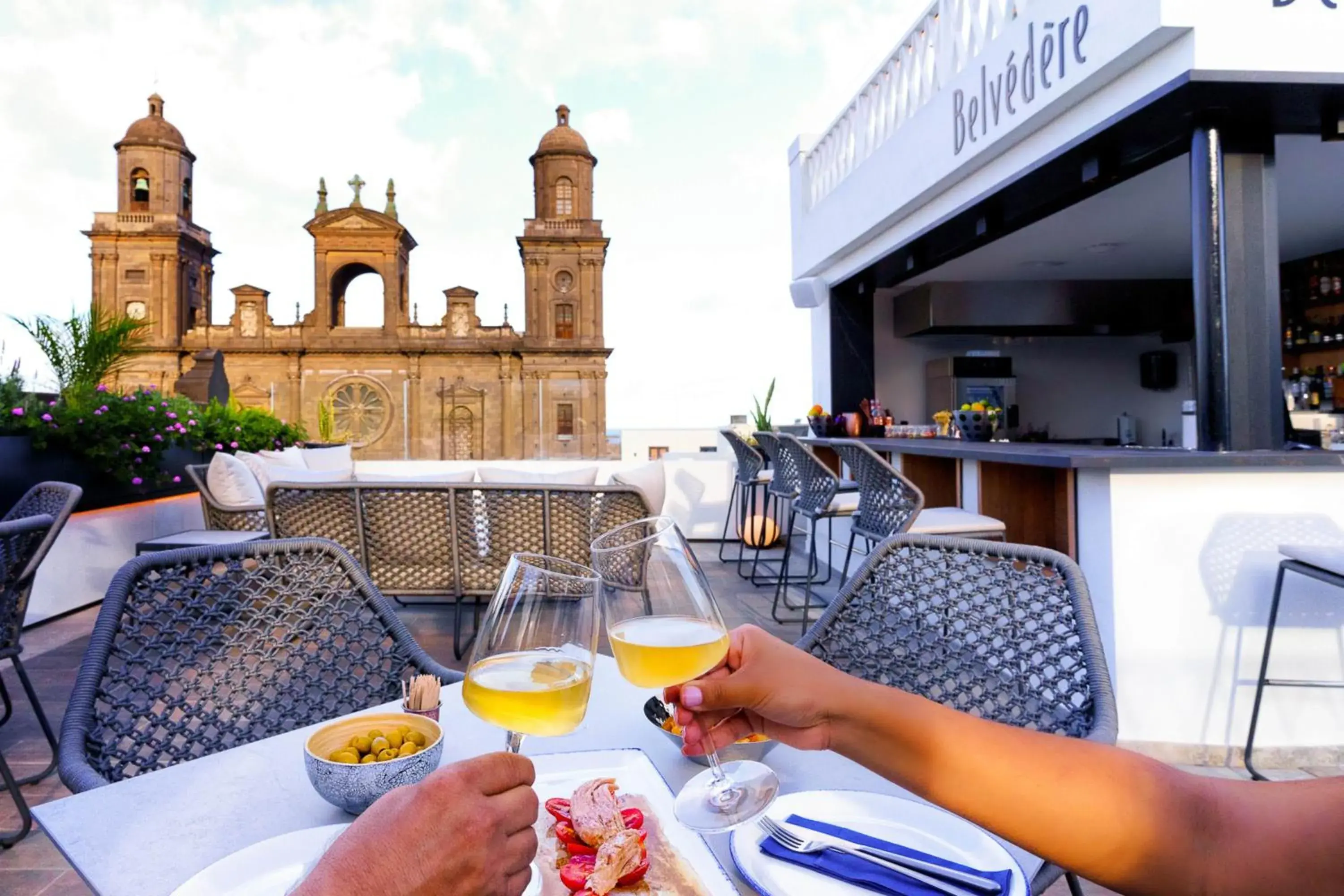 Boutique Hotel Cordial Plaza Mayor de Santa Ana Boutique Hotel Cordial Plaza Mayor de Santa Ana