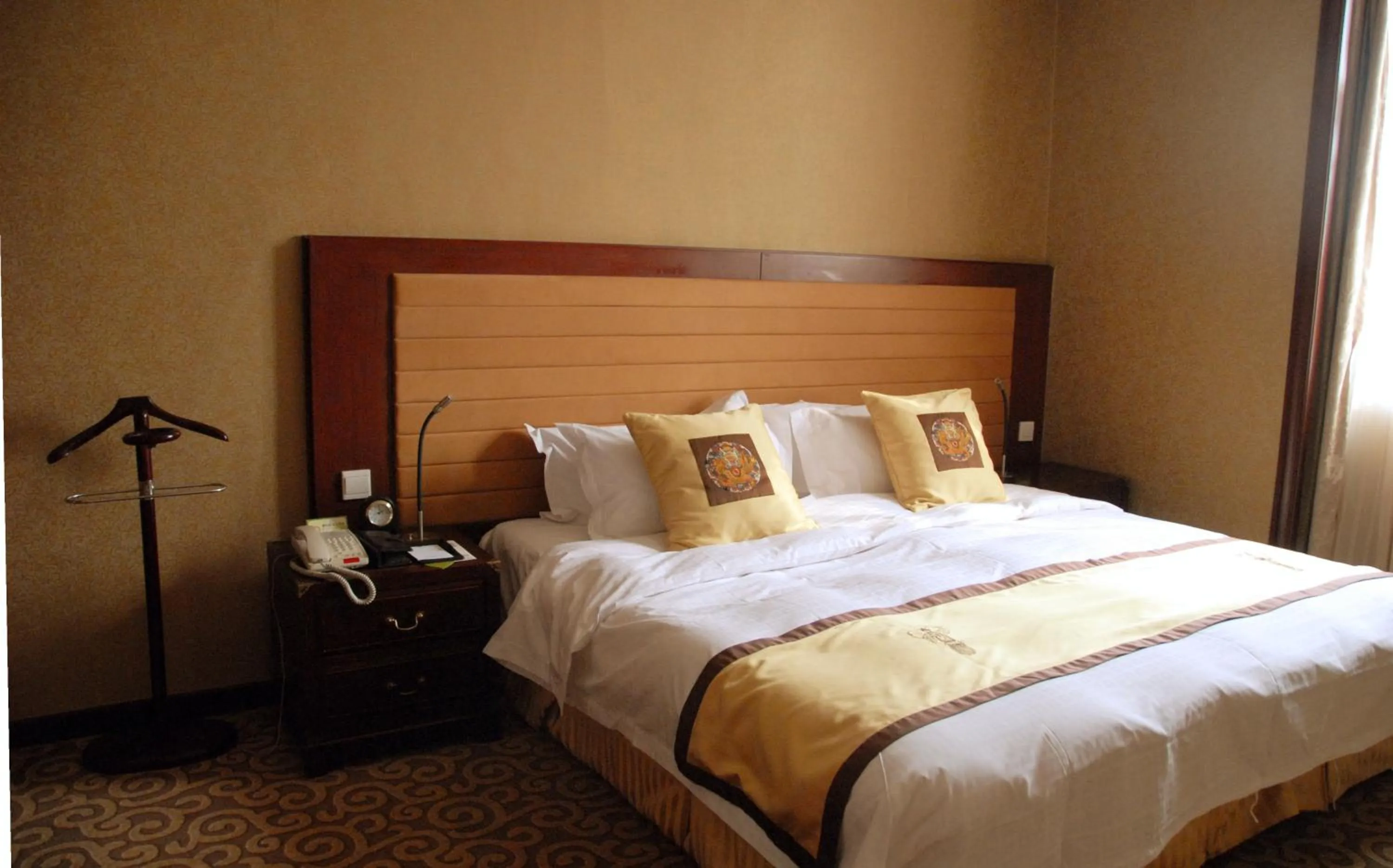 Photo of the whole room, Bed in Jianguo Qianmen Beijing