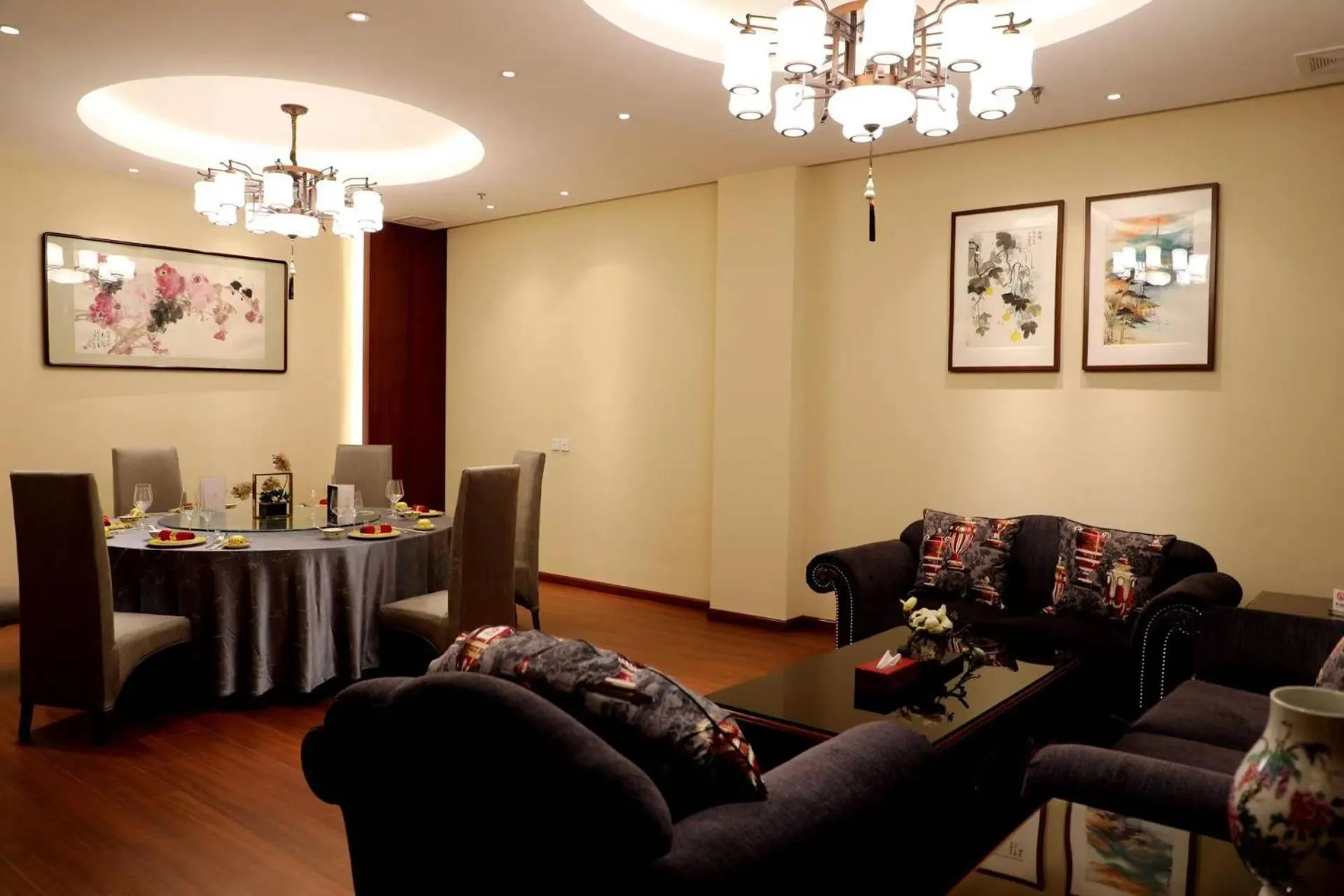 Restaurant/places to eat in Jianguo Qianmen Beijing