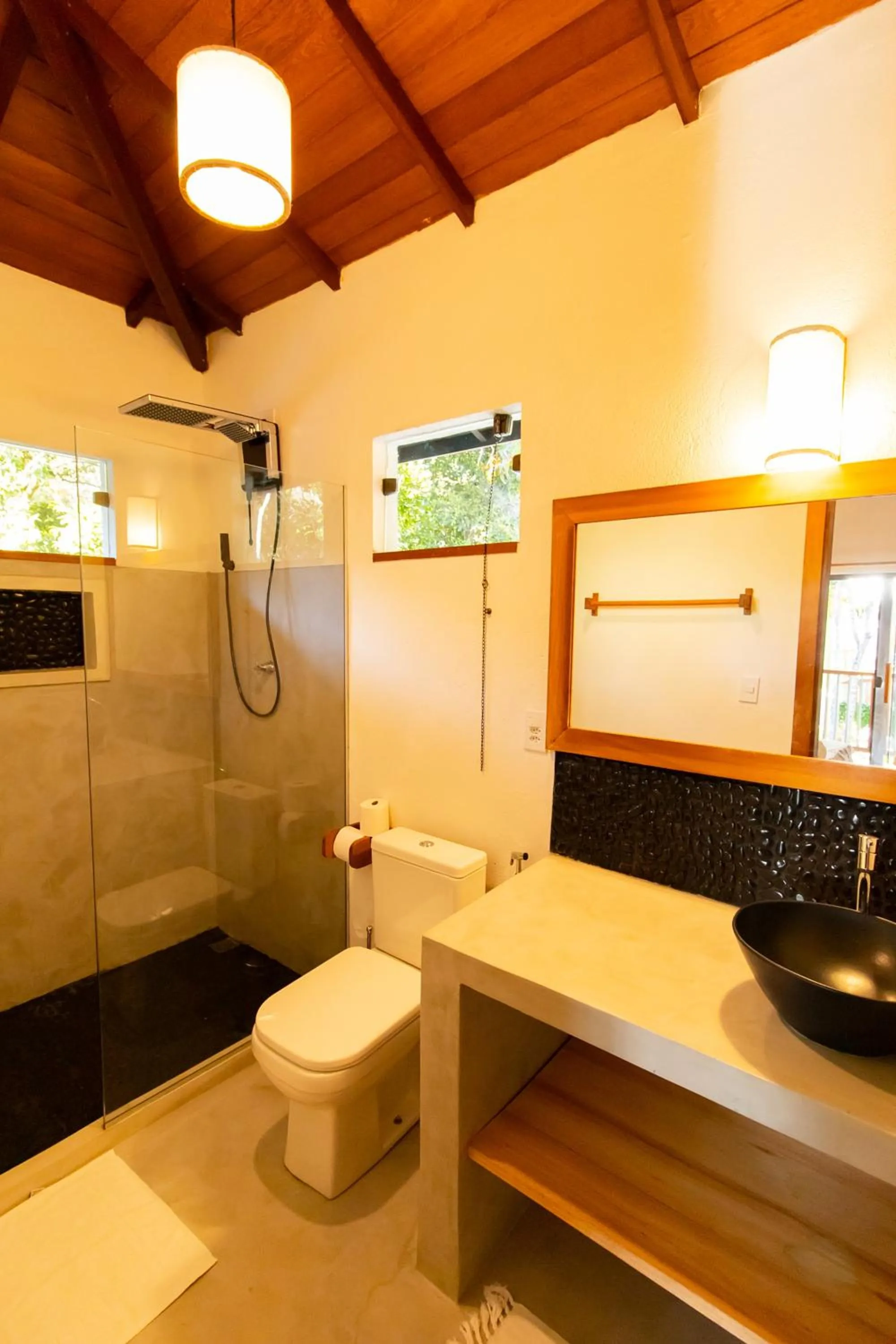 Shower in Vila Marina