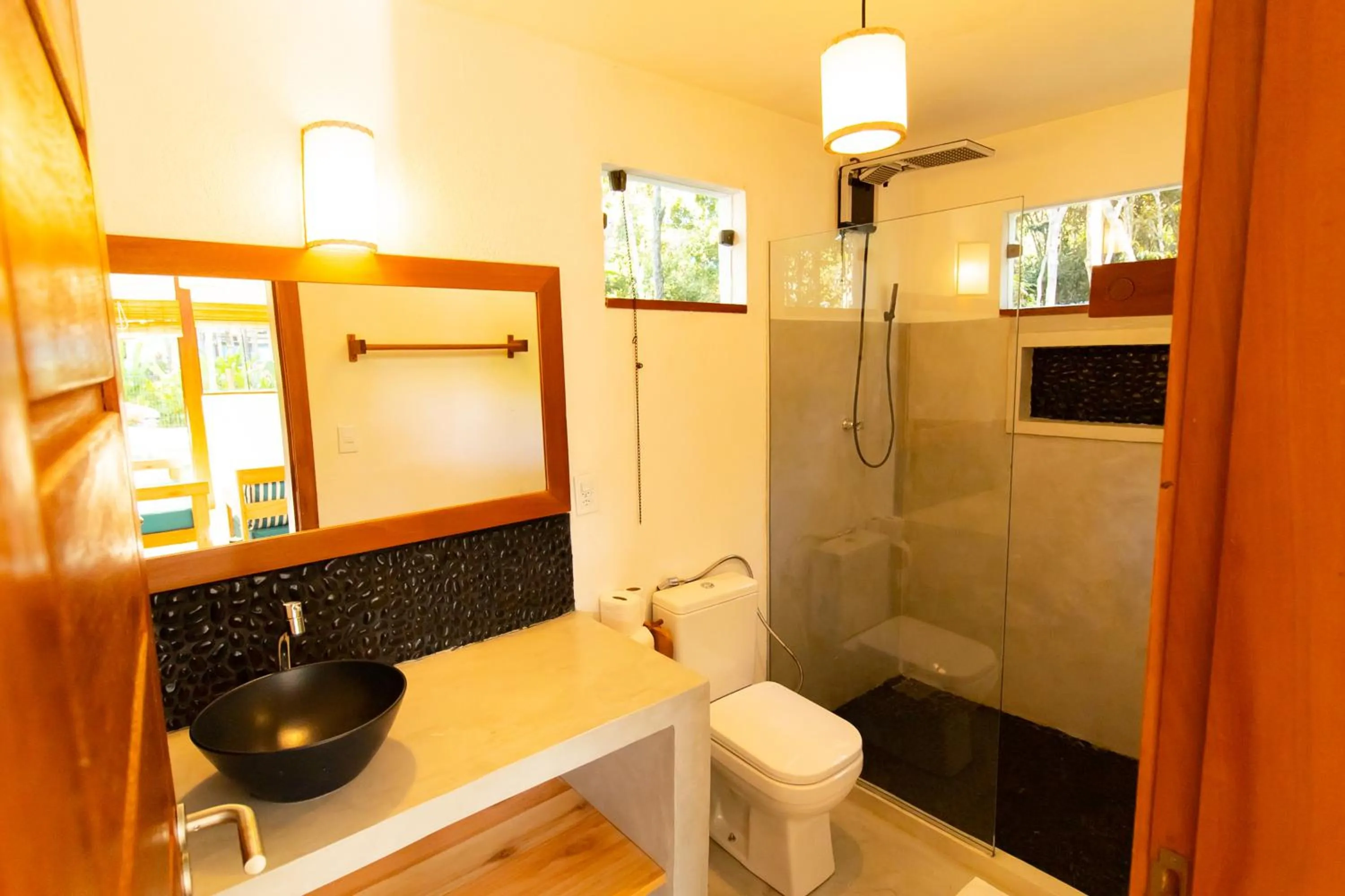 Shower in Vila Marina