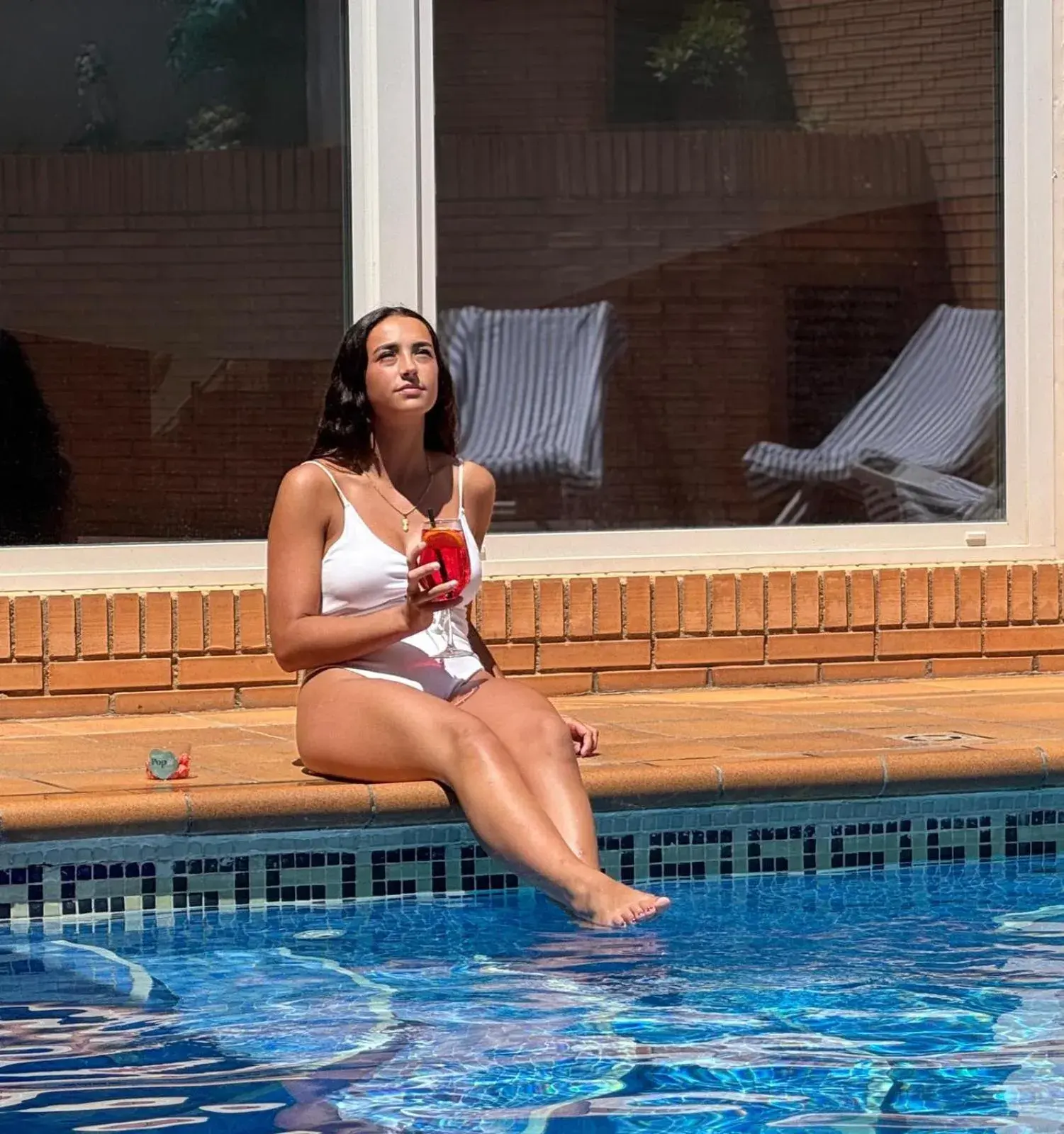 Swimming pool in Aparthotel Los Girasoles Swimming pool in Aparthotel Los Girasoles