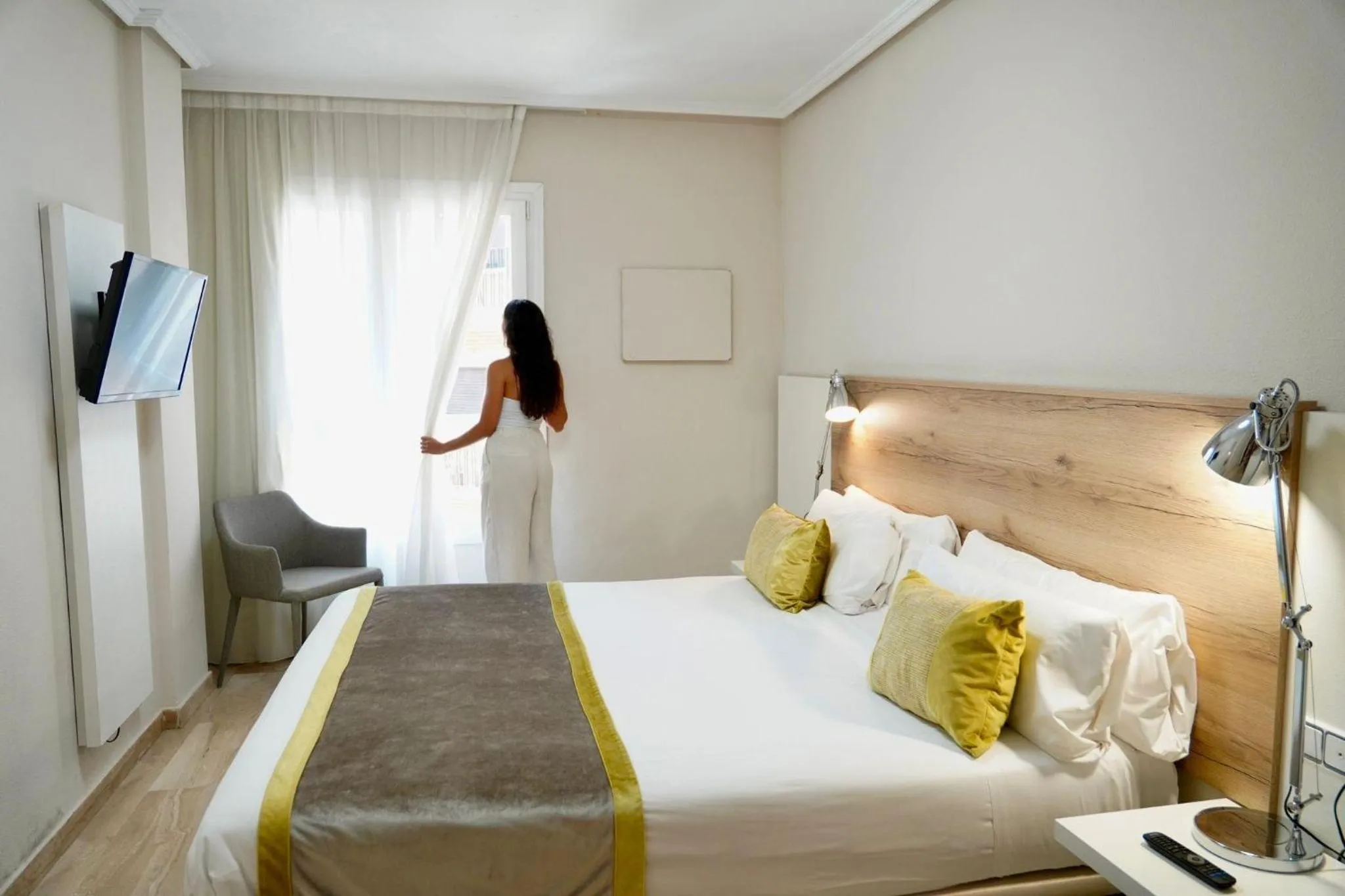 Bed in Aparthotel Los Girasoles