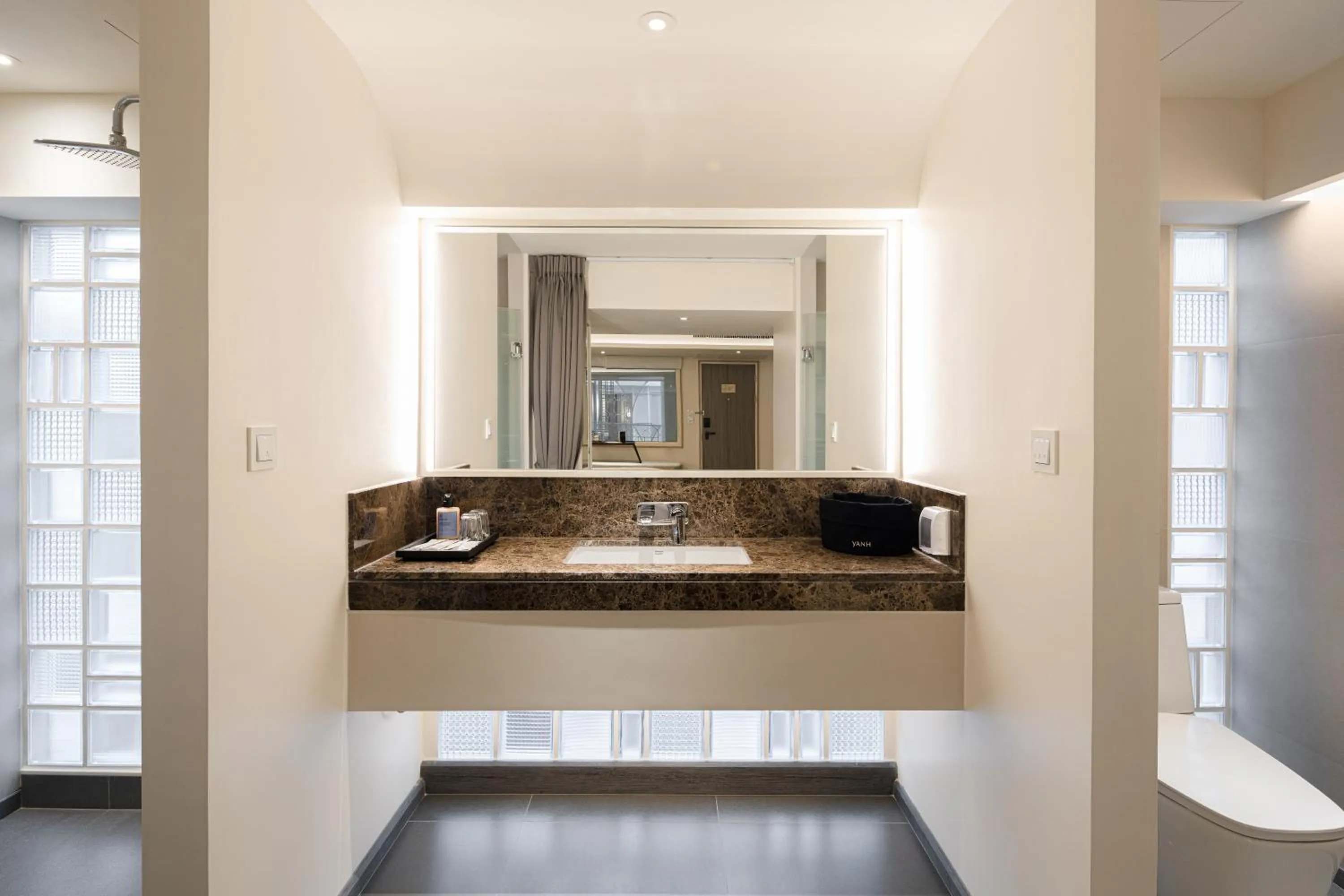 Bathroom in YANH Ratchawat Hotel