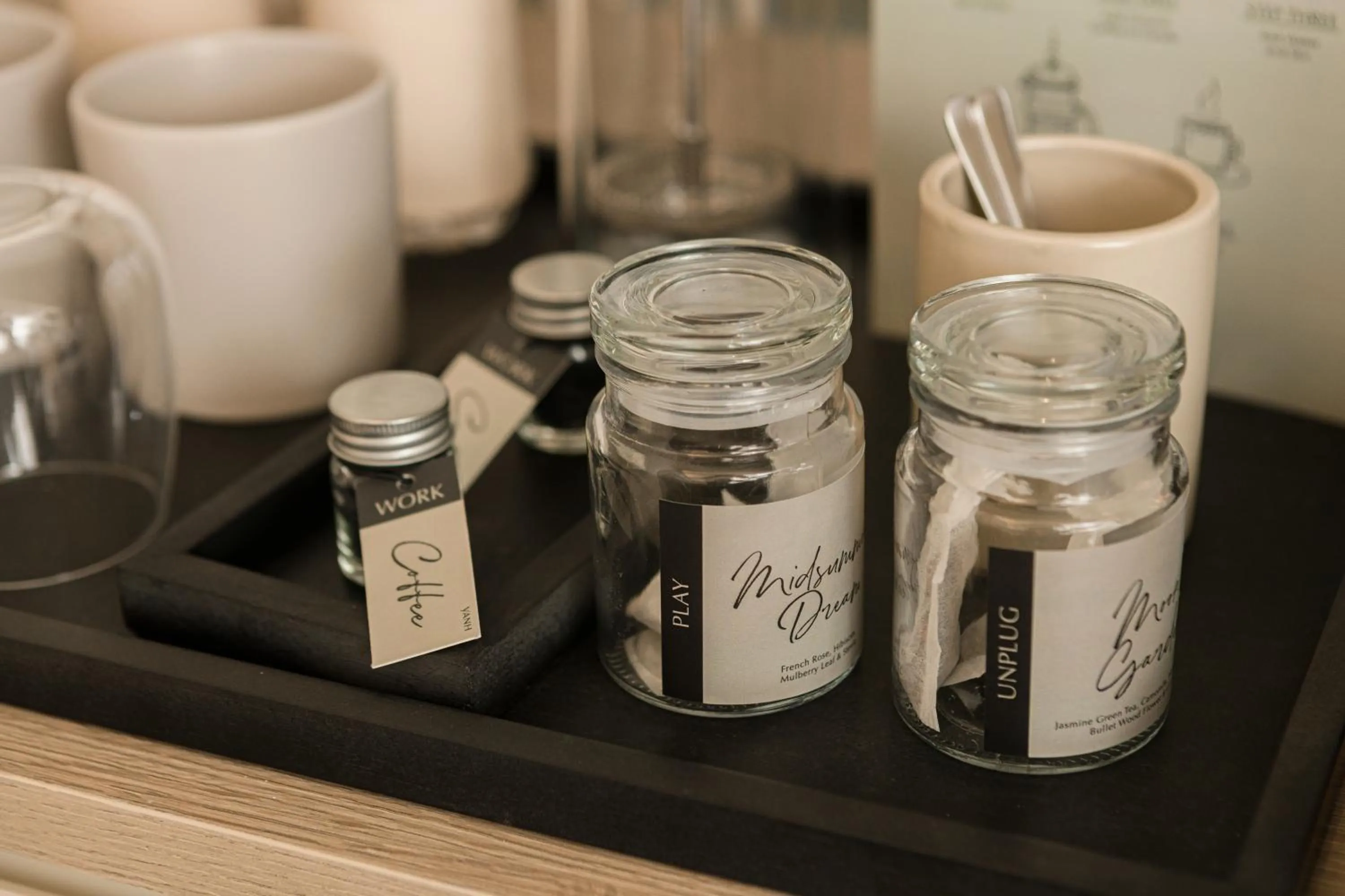 Coffee/tea facilities in YANH Ratchawat Hotel