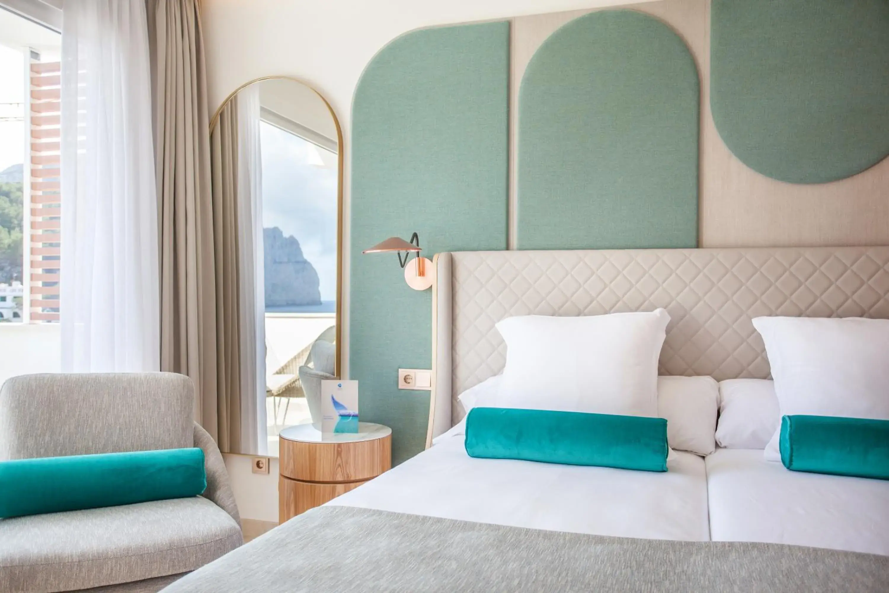 Bedroom, Bed in Grupotel Molins Bedroom, Bed in Grupotel Molins