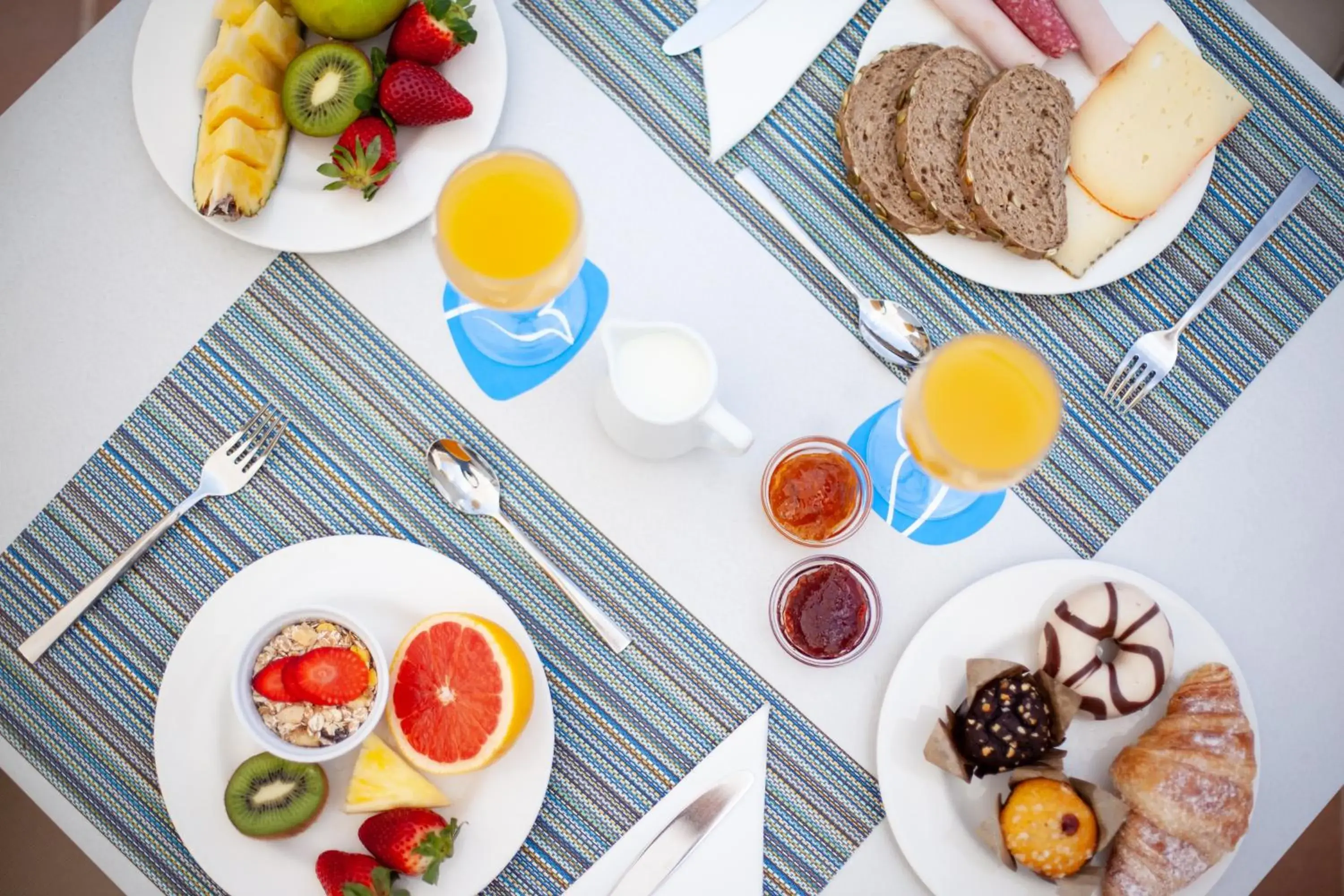 Buffet breakfast in Grupotel Molins Buffet breakfast in Grupotel Molins