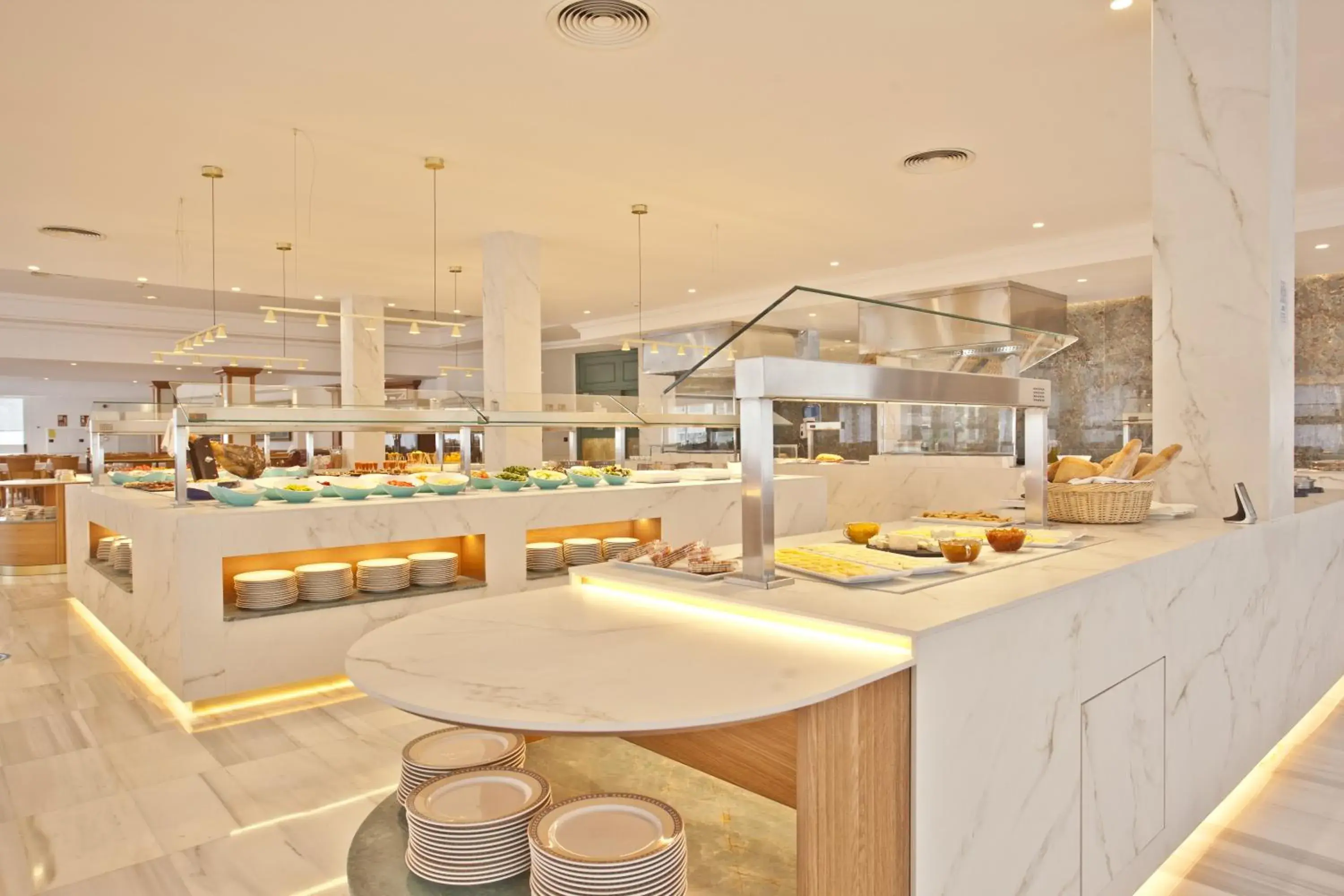 Restaurant/places to eat in Grupotel Molins Restaurant/places to eat in Grupotel Molins