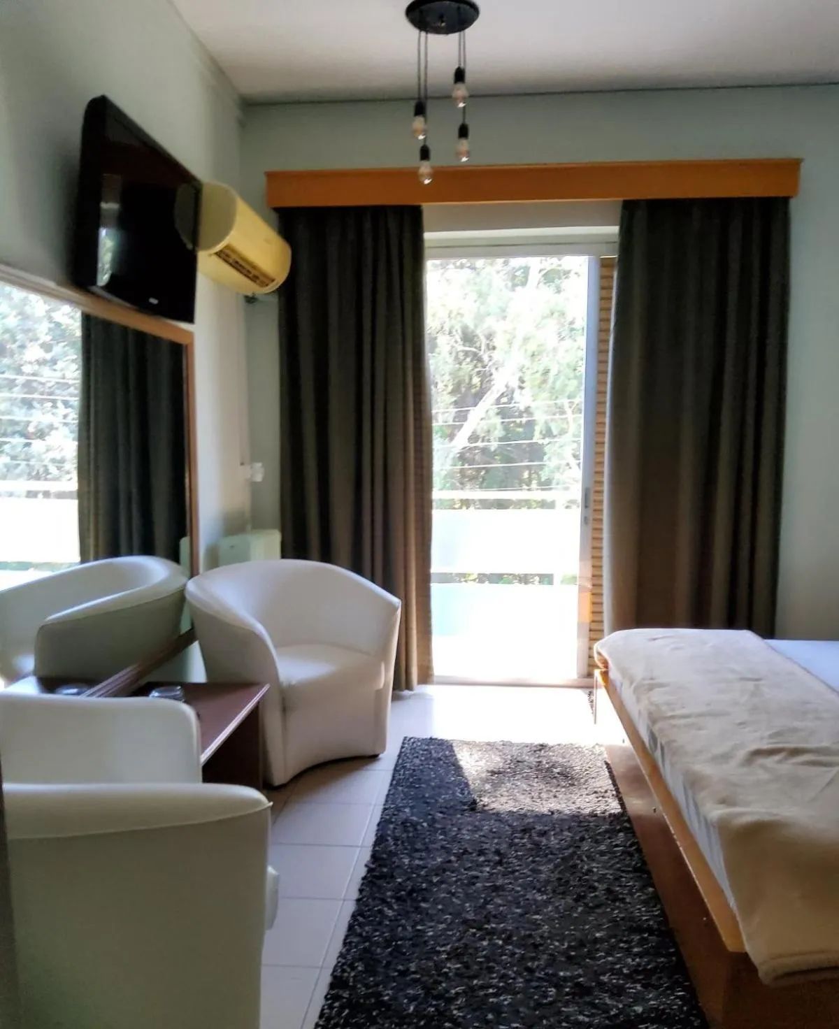 Bedroom, Bed in Tivoli