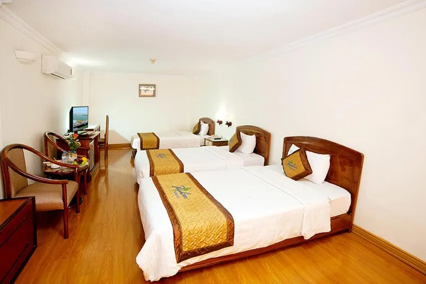 Bed in Bamboo Green Riverside Hotel