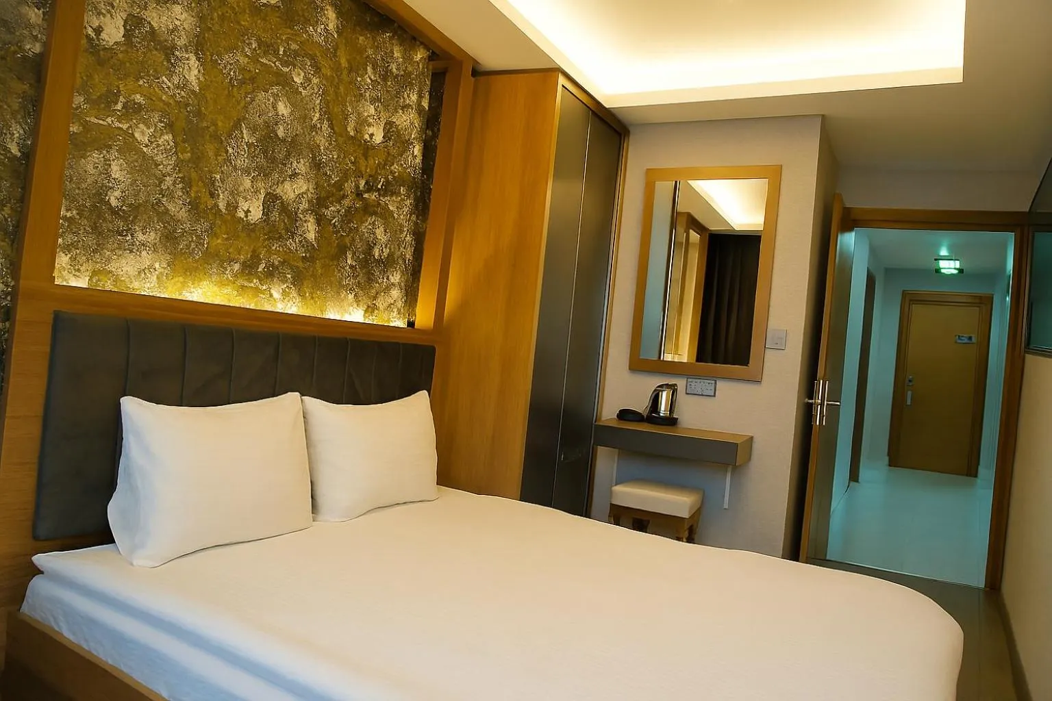 Bed in CALENBERG HOTEL