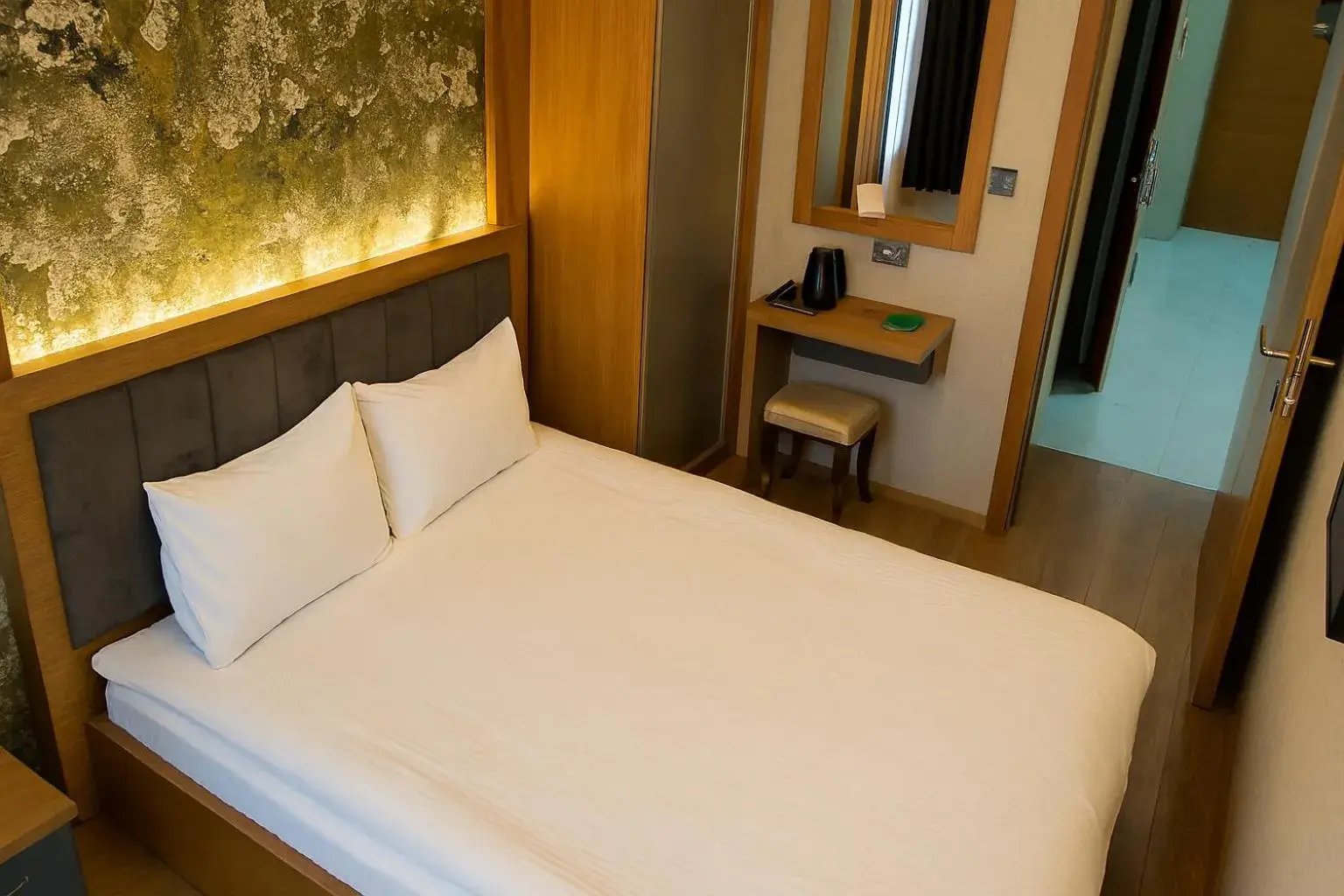 Bed in CALENBERG HOTEL Bed in CALENBERG HOTEL