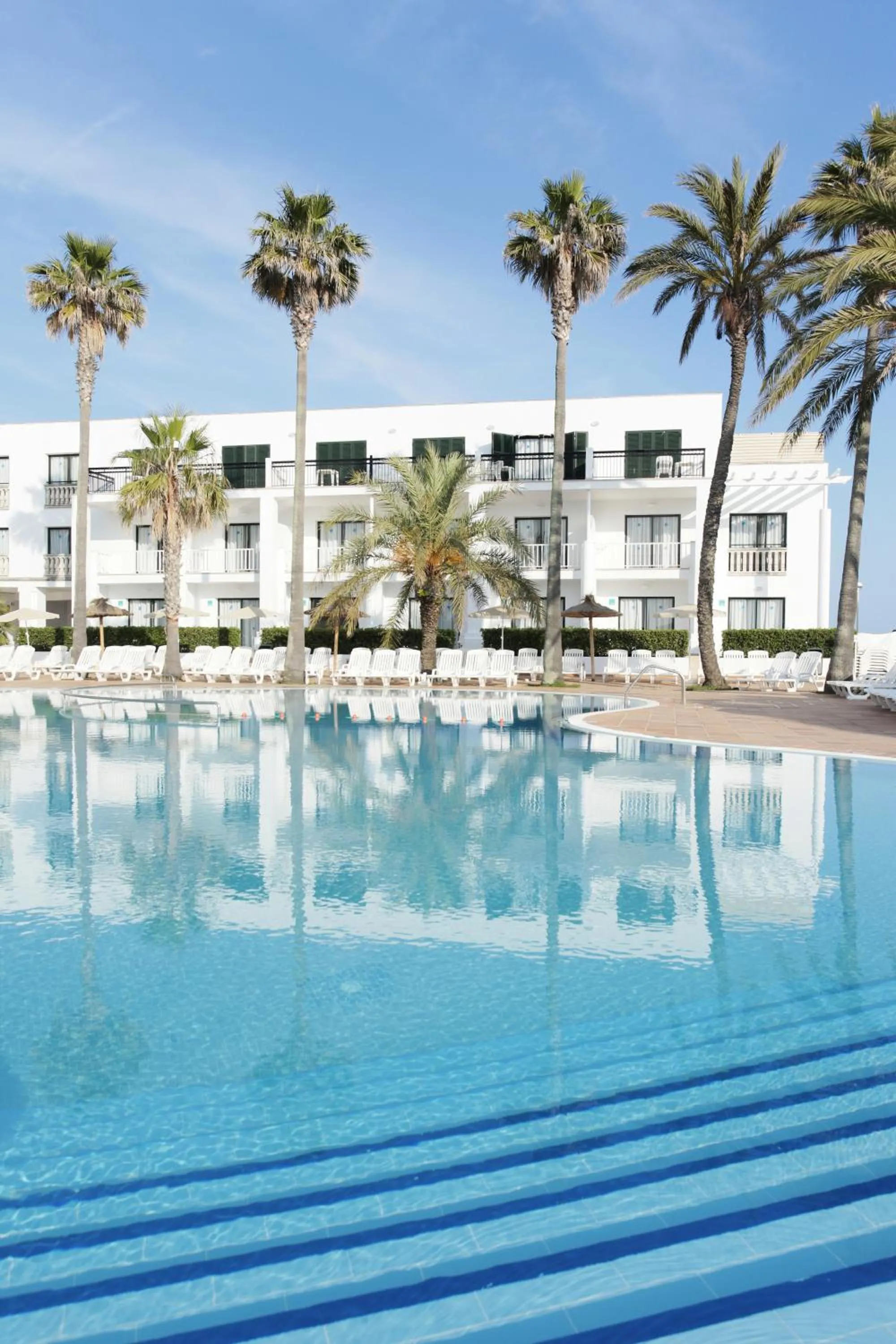 Swimming pool in Grupotel Mar de Menorca