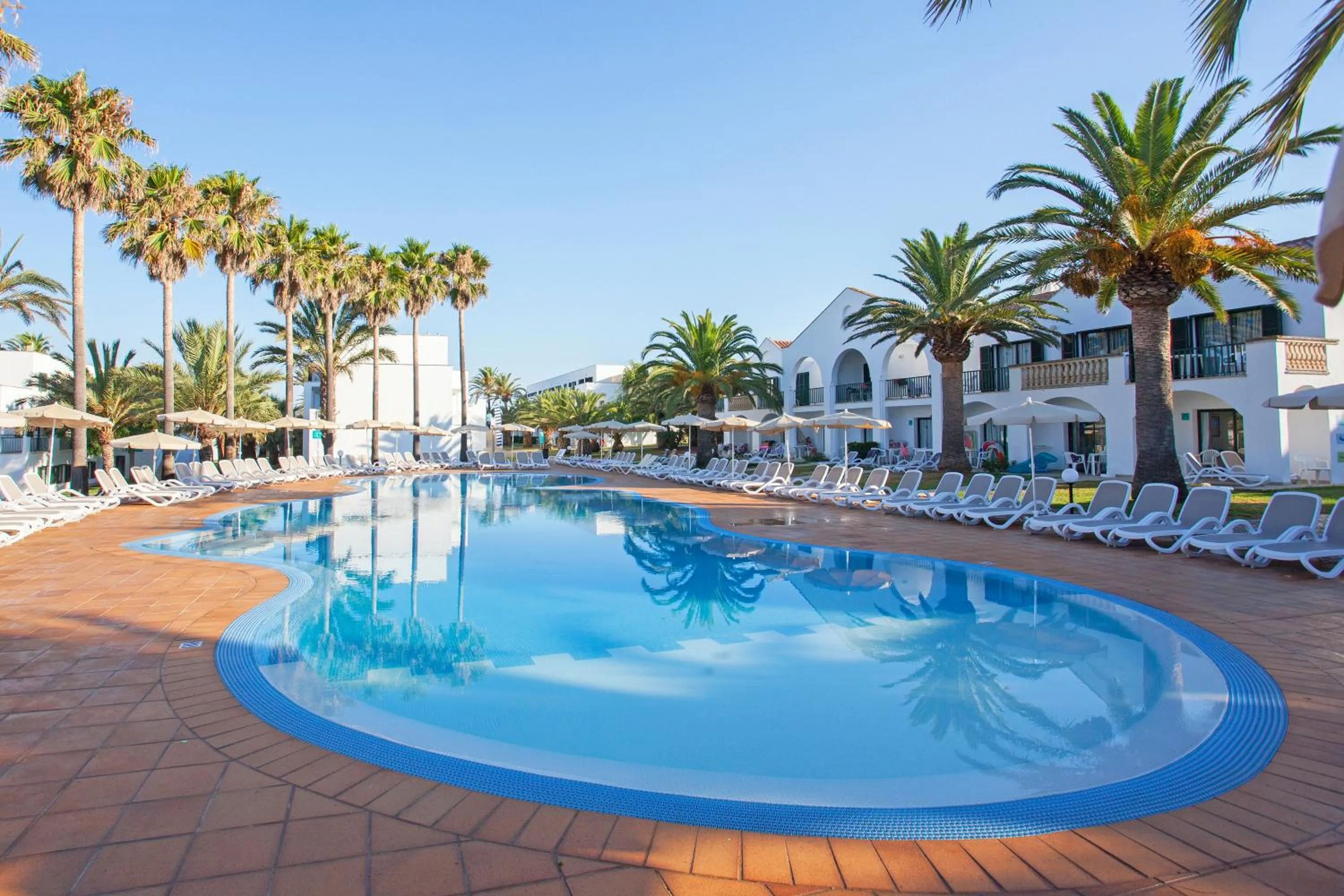 Day in Grupotel Mar de Menorca