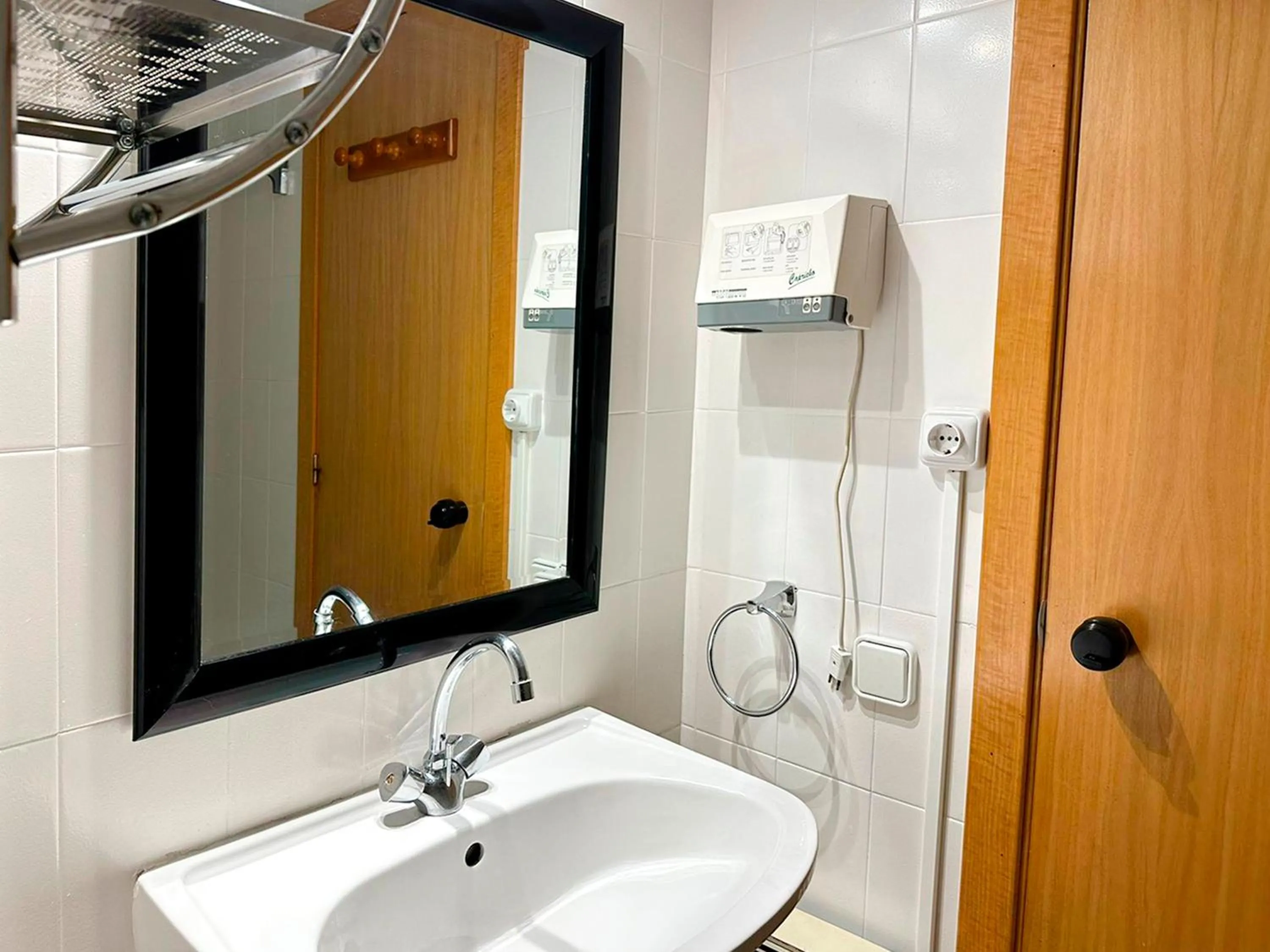 Bathroom in Apartamentos Solaris 3000