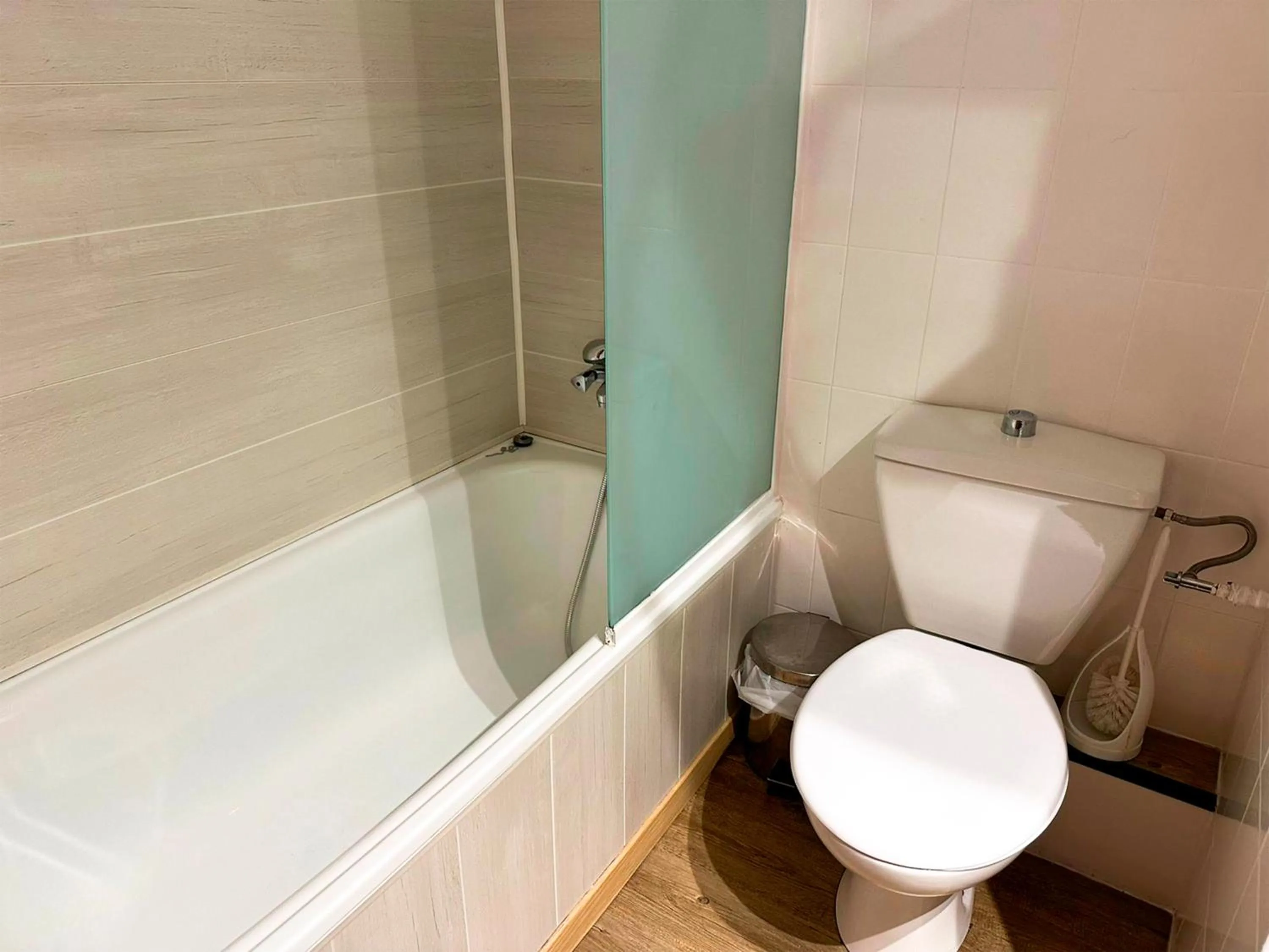 Bathroom in Apartamentos Solaris 3000