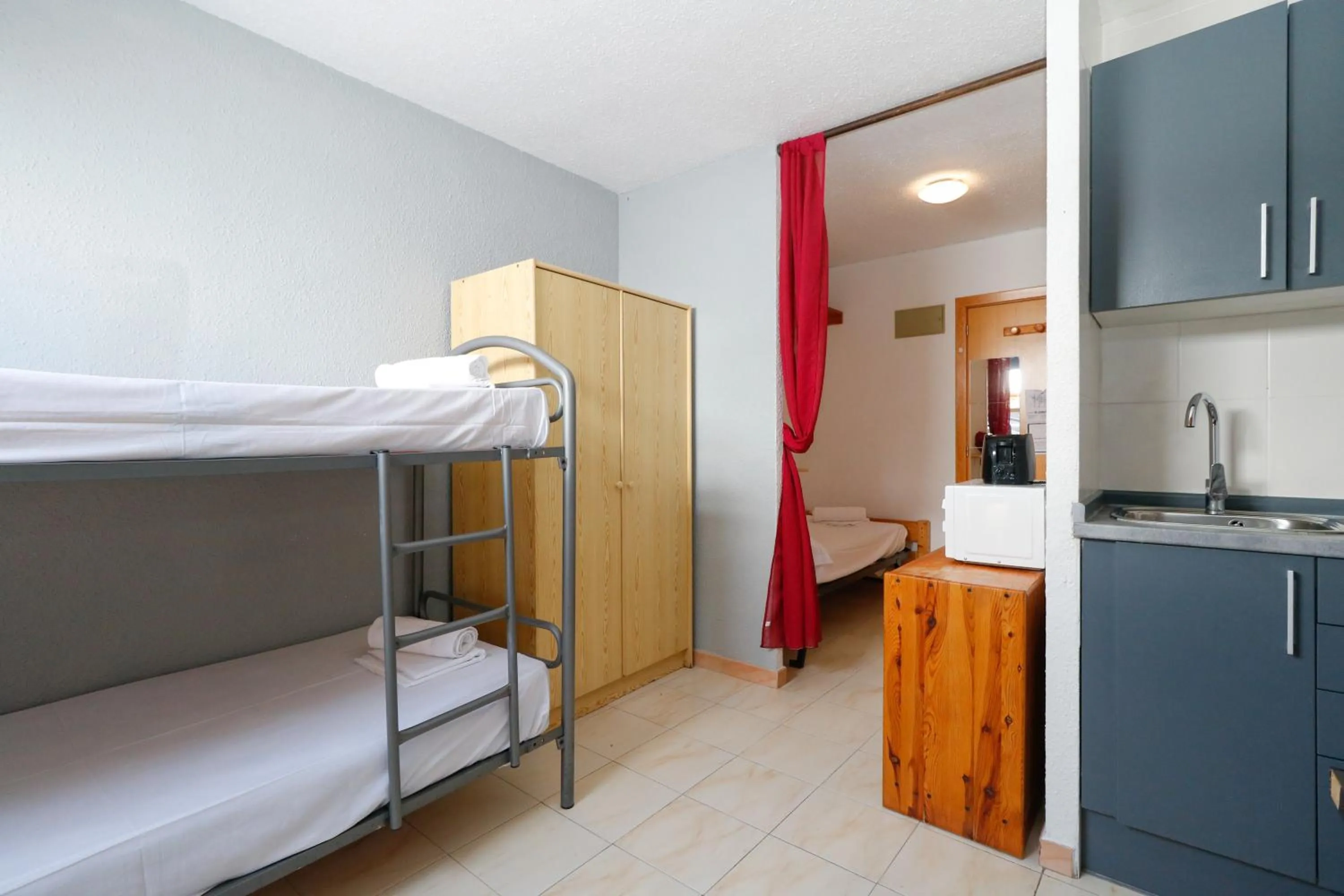 Bedroom, Bed in Apartamentos Solaris 3000