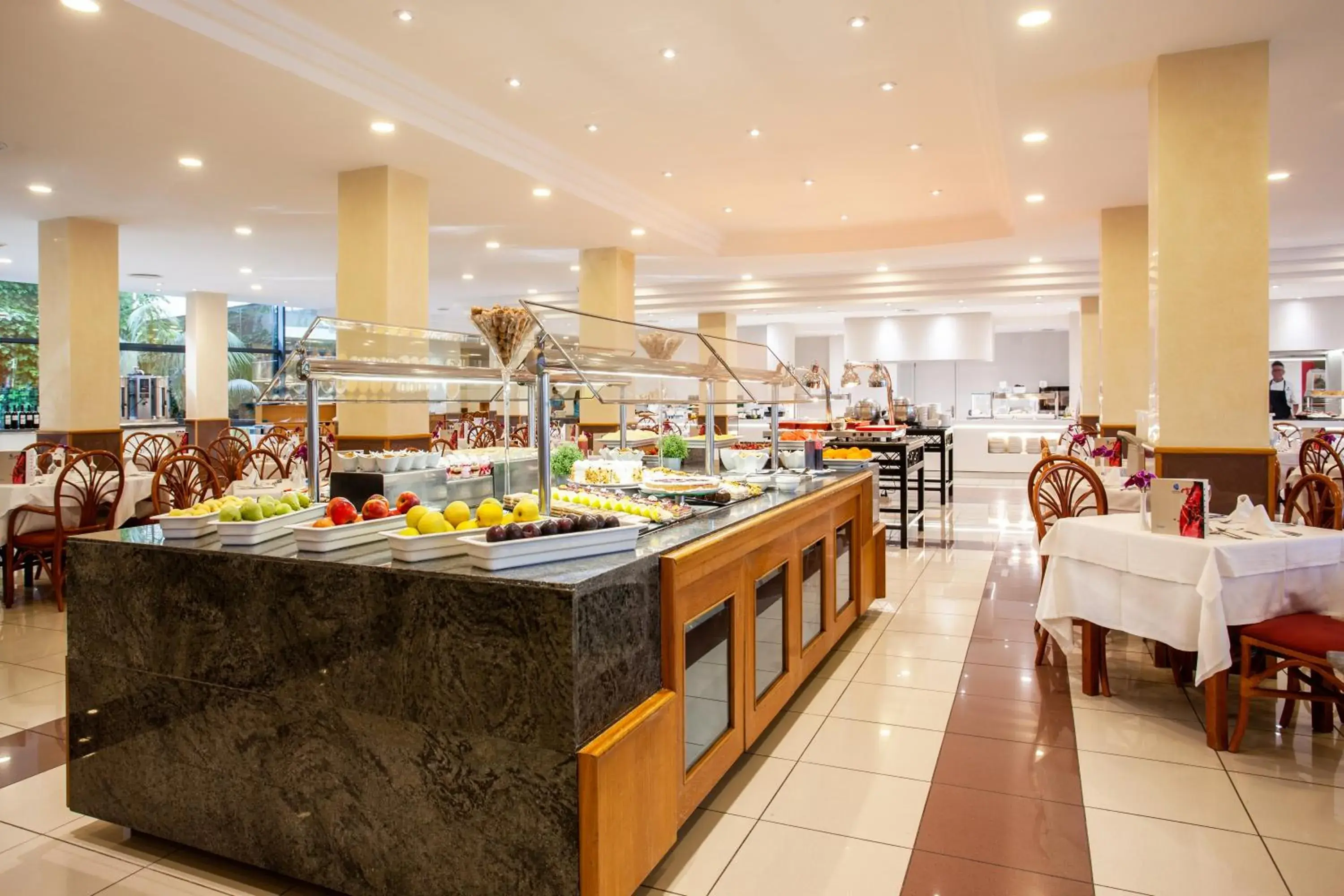 Restaurant/places to eat in Grupotel Taurus Park Restaurant/places to eat in Grupotel Taurus Park