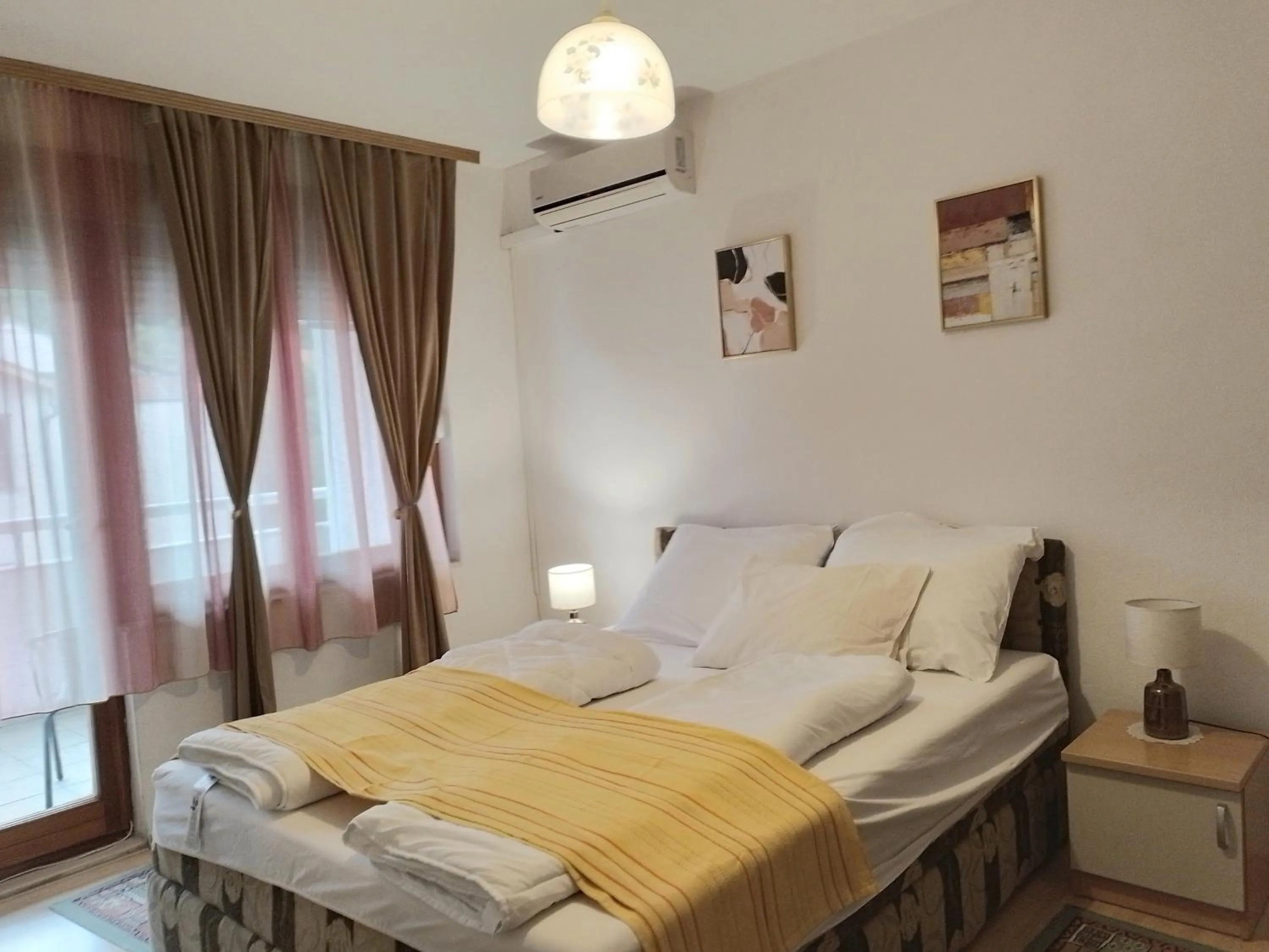 Bedroom, Bed in Guesthouse Sanja - Apartments 212