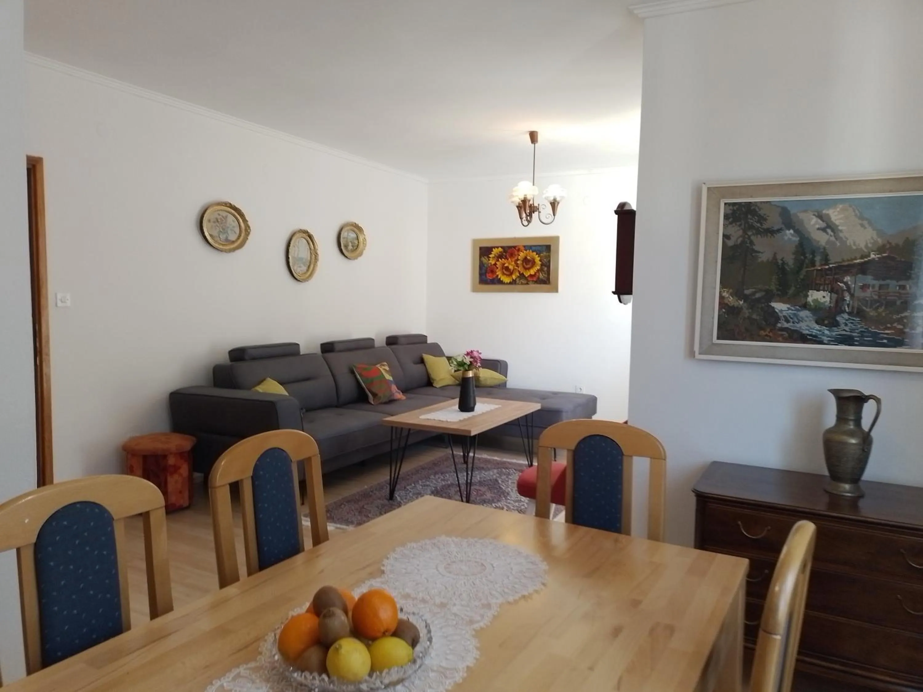 Dining area in Guesthouse Sanja - Apartments 212