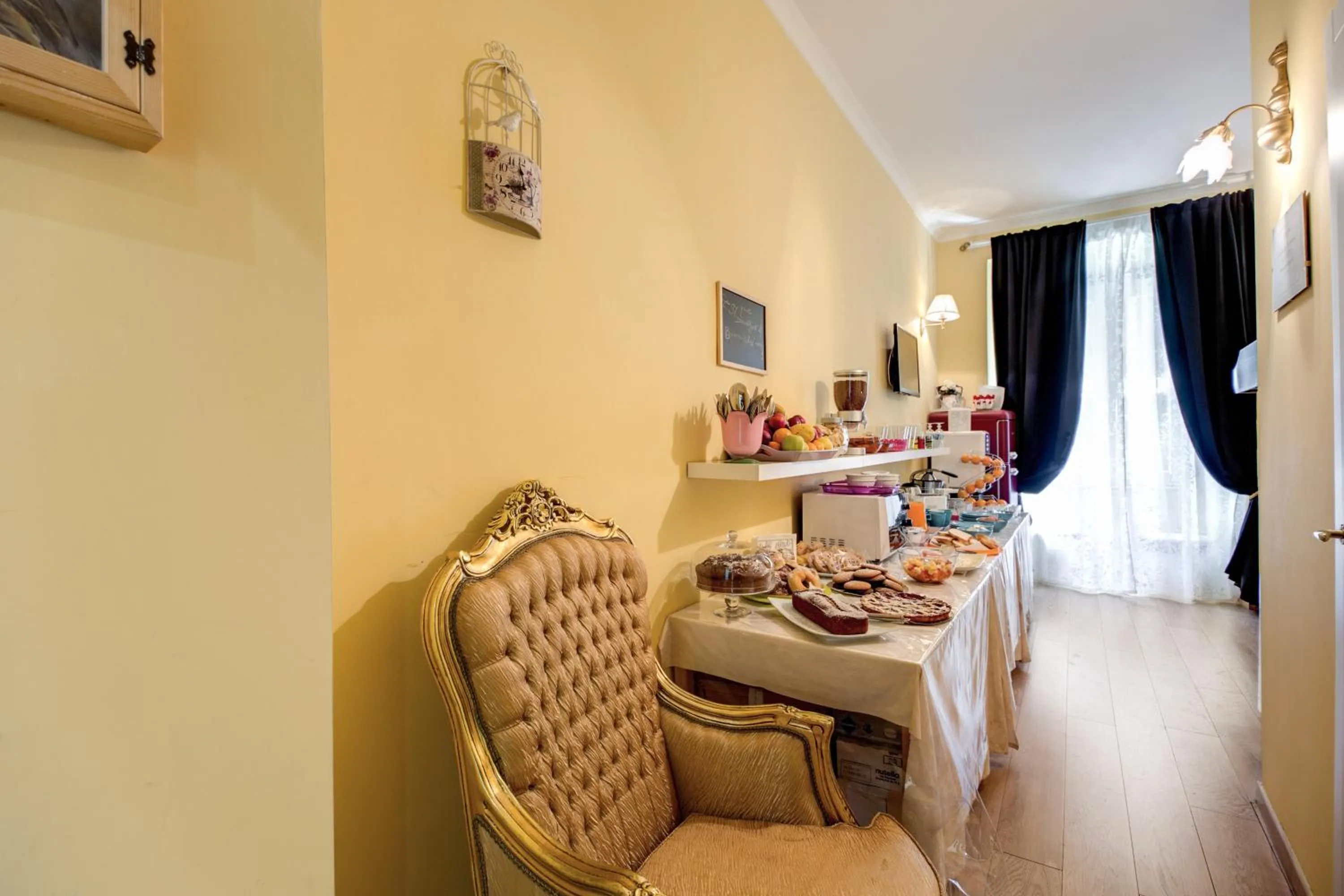 Dining area in La Reggia dei Principi