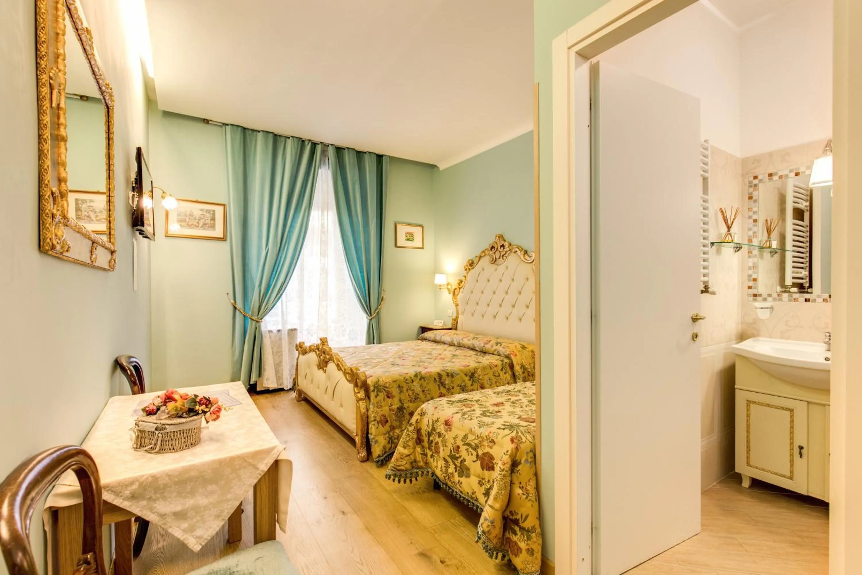 Decorative detail, Bed in La Reggia dei Principi