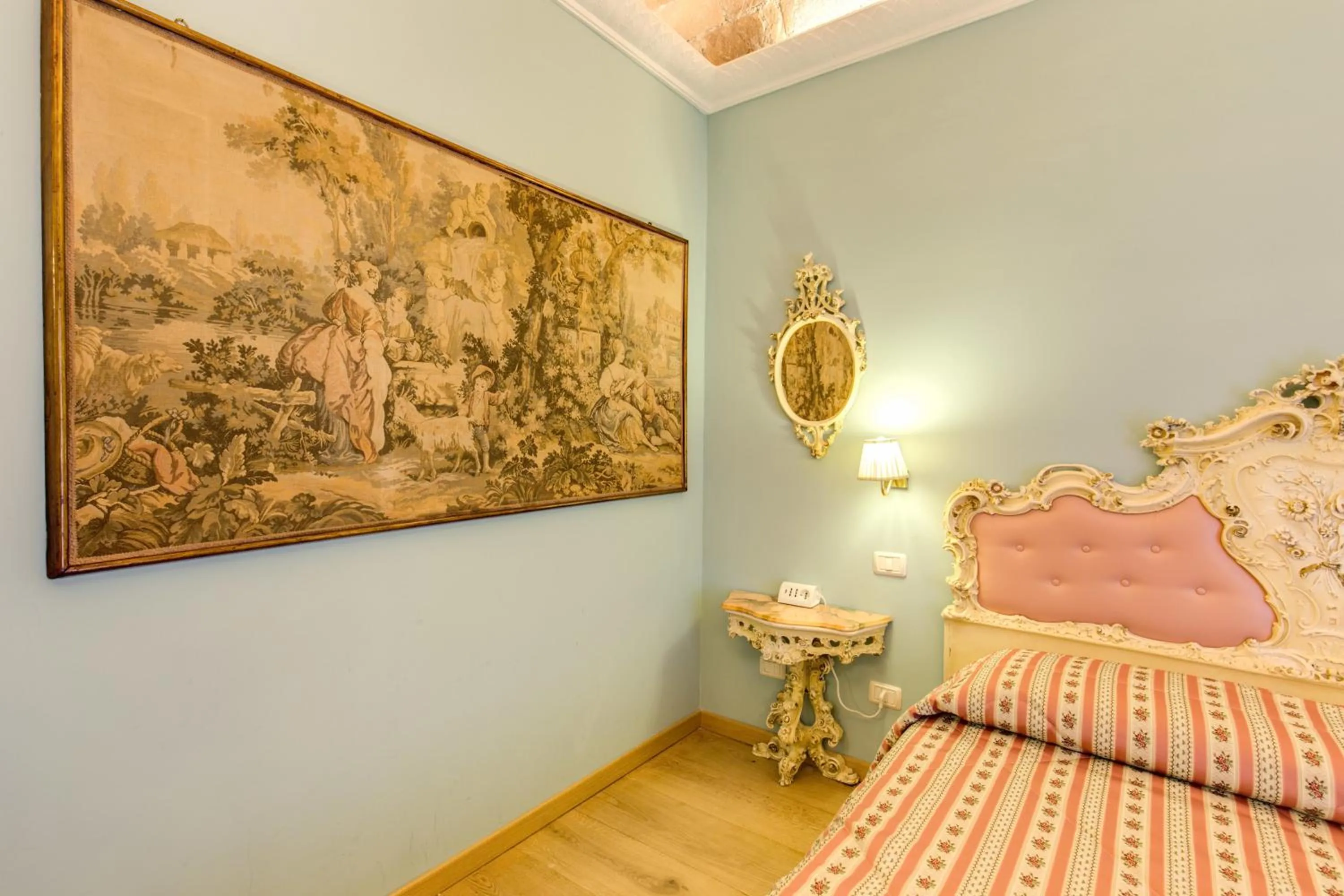 Decorative detail, Bed in La Reggia dei Principi