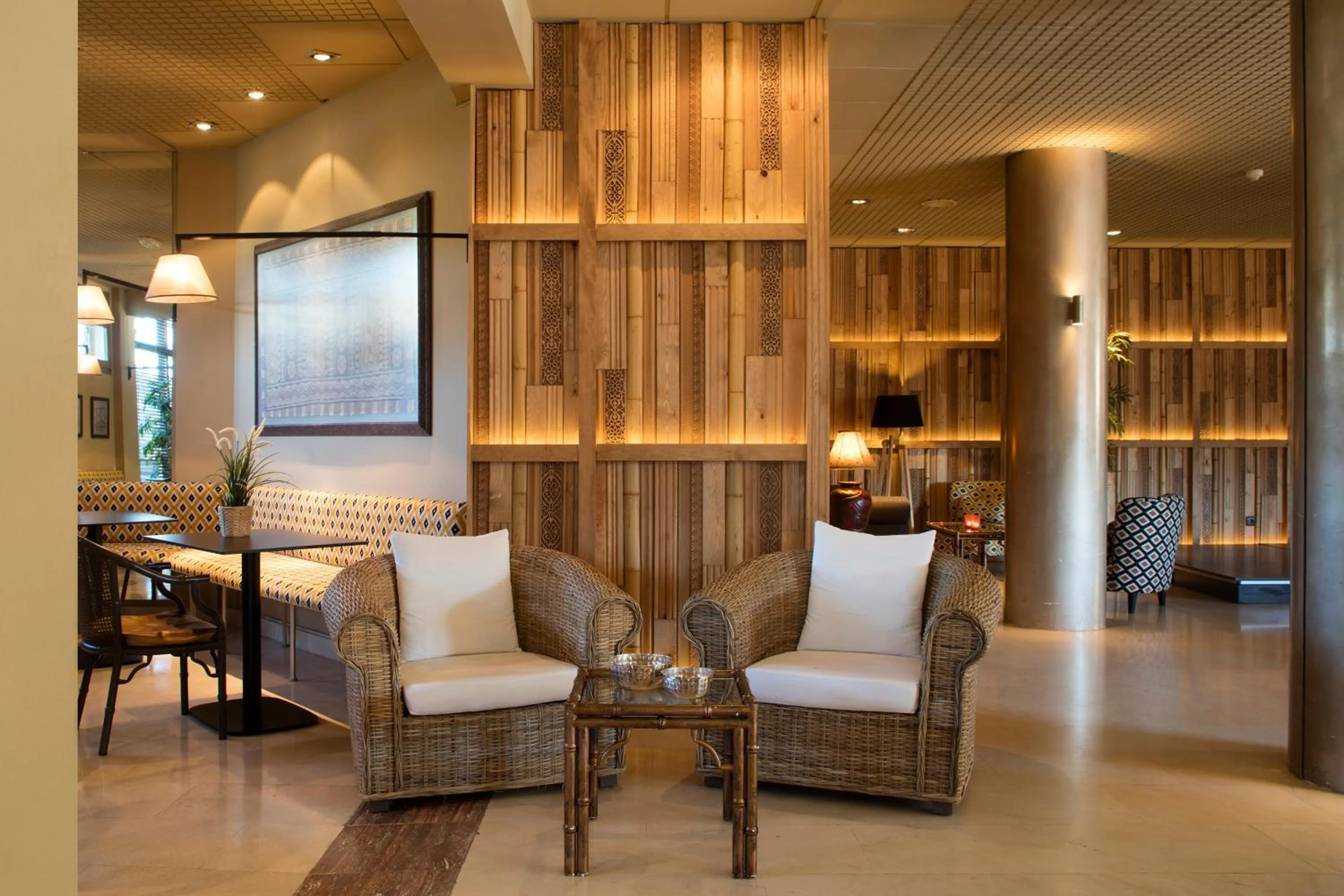 Lounge or bar in Luna Club Hotel Yoga & Spa 4Sup