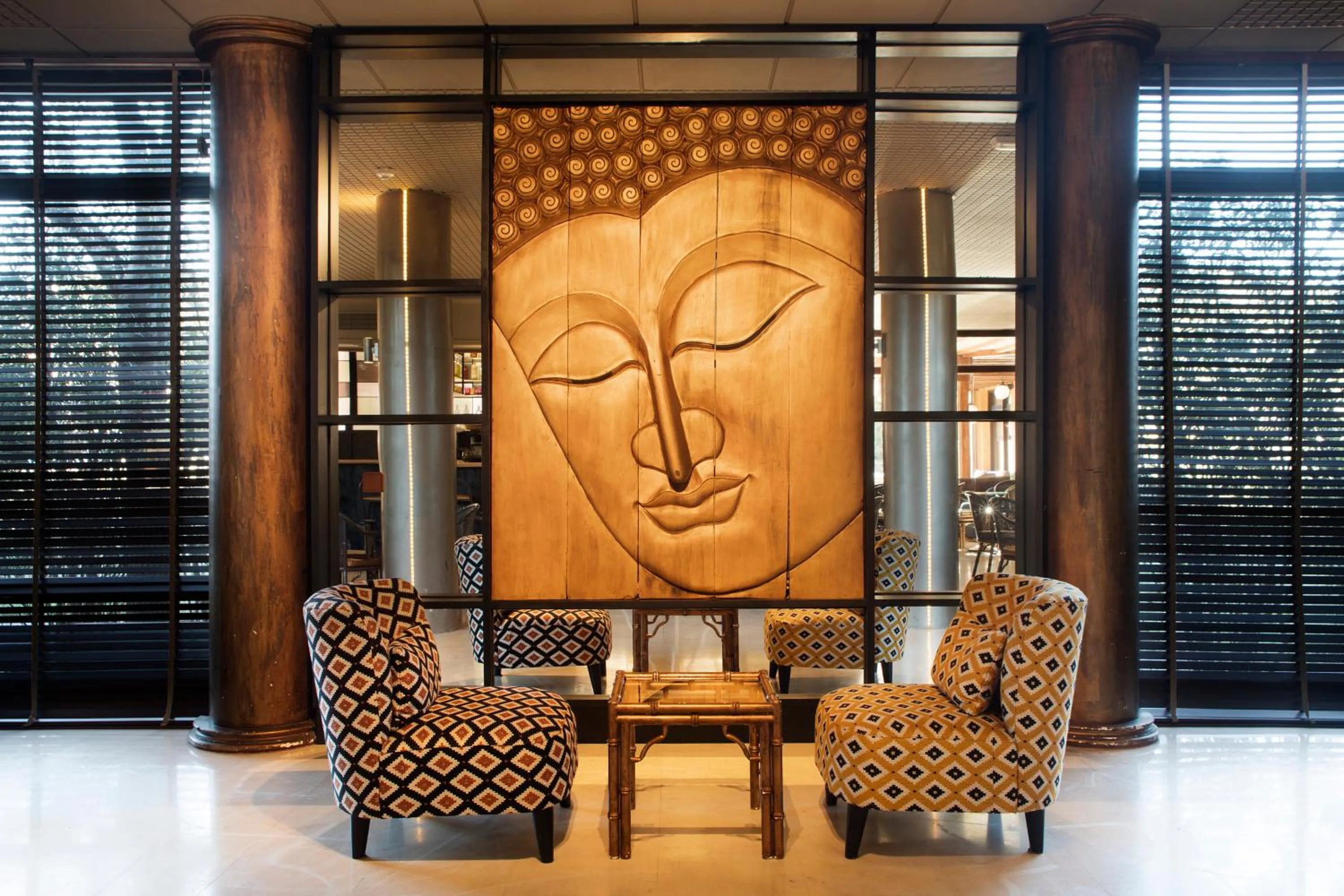 Lounge or bar in Luna Park Hotel Yoga & Spa