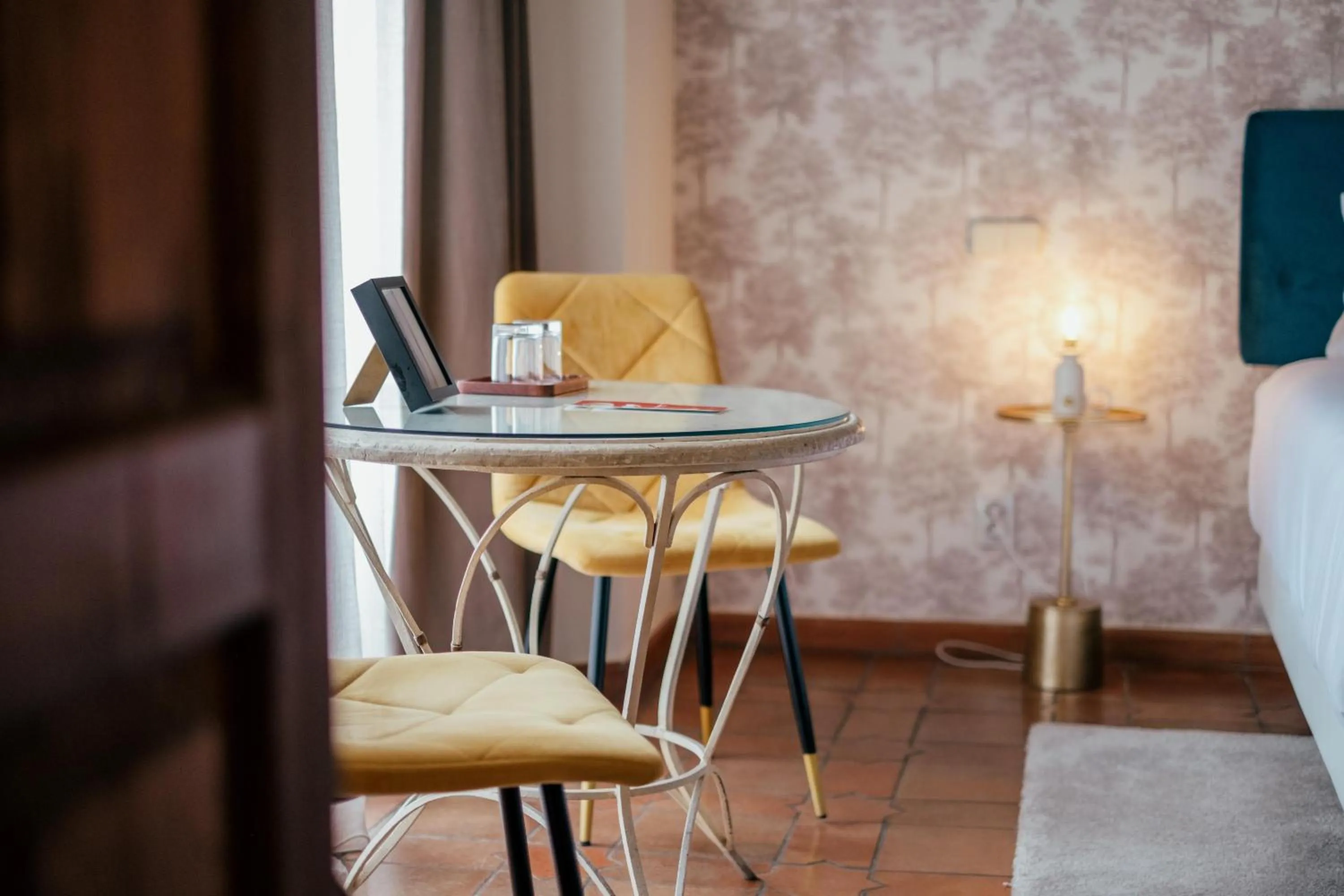 TV and multimedia in Hotel Cetina Palacio Ayala Berganza