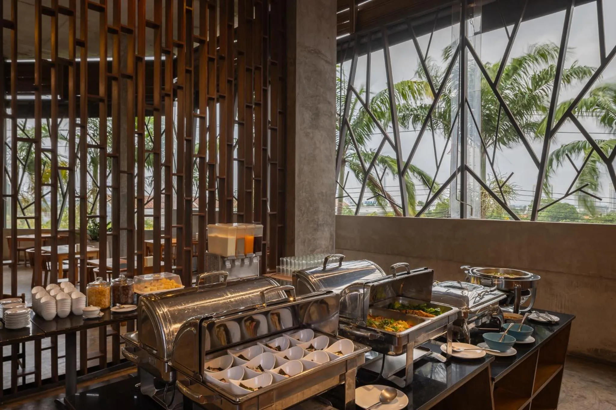 Restaurant/places to eat in Sunday Sea Two Pool Villa Pattaya