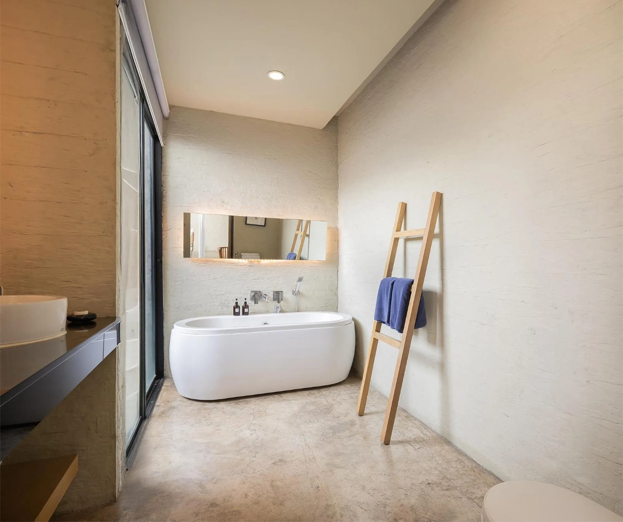 Bathroom, Bed in Sunday Sea Two Pool Villa Pattaya