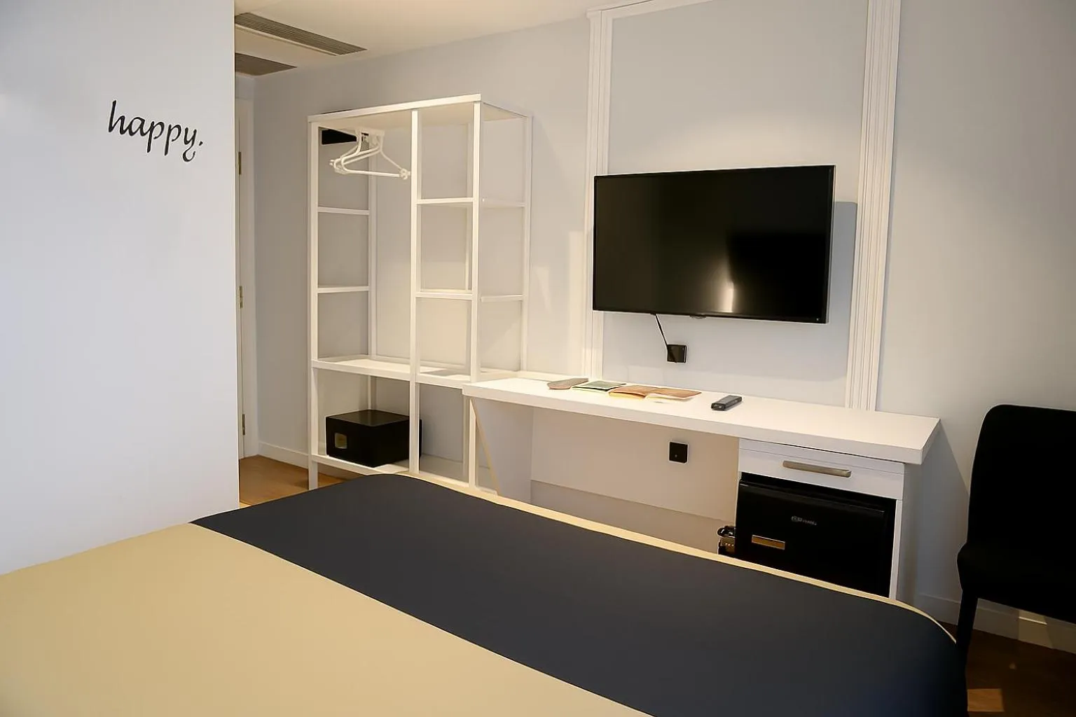 Bed in AXU AIRPORT HOTEL