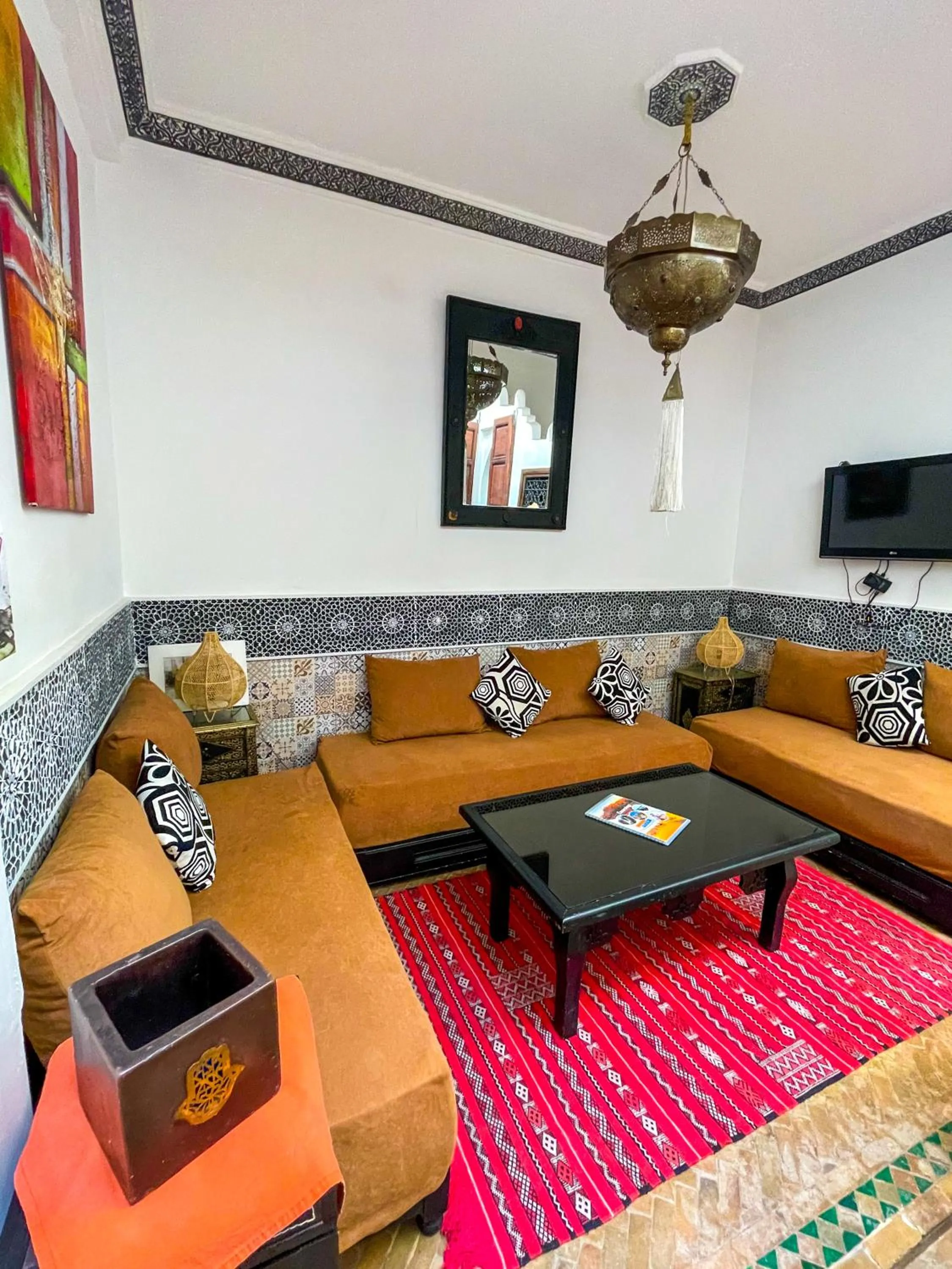 Communal lounge/ TV room in Riad karim