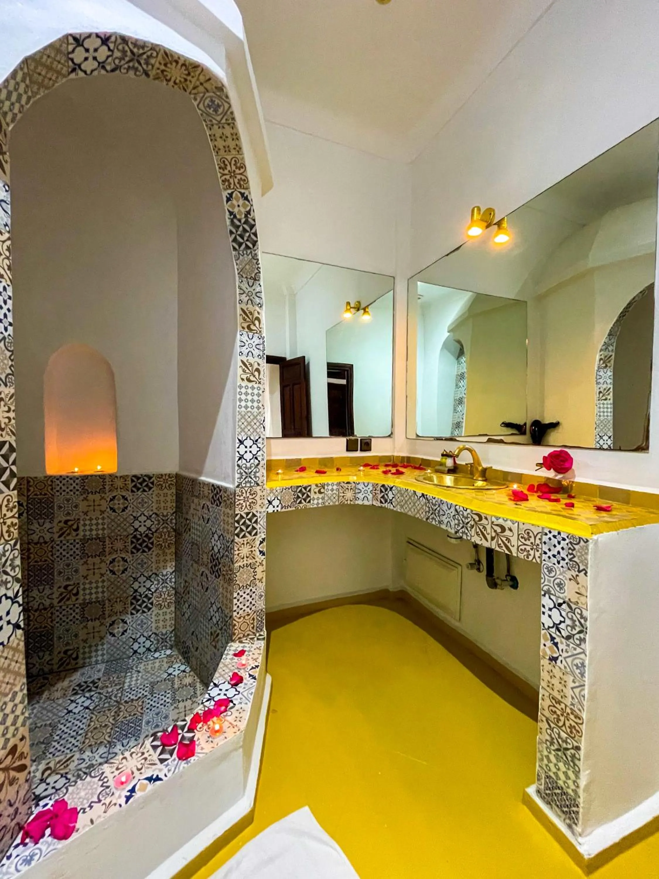 Bathroom in Riad karim