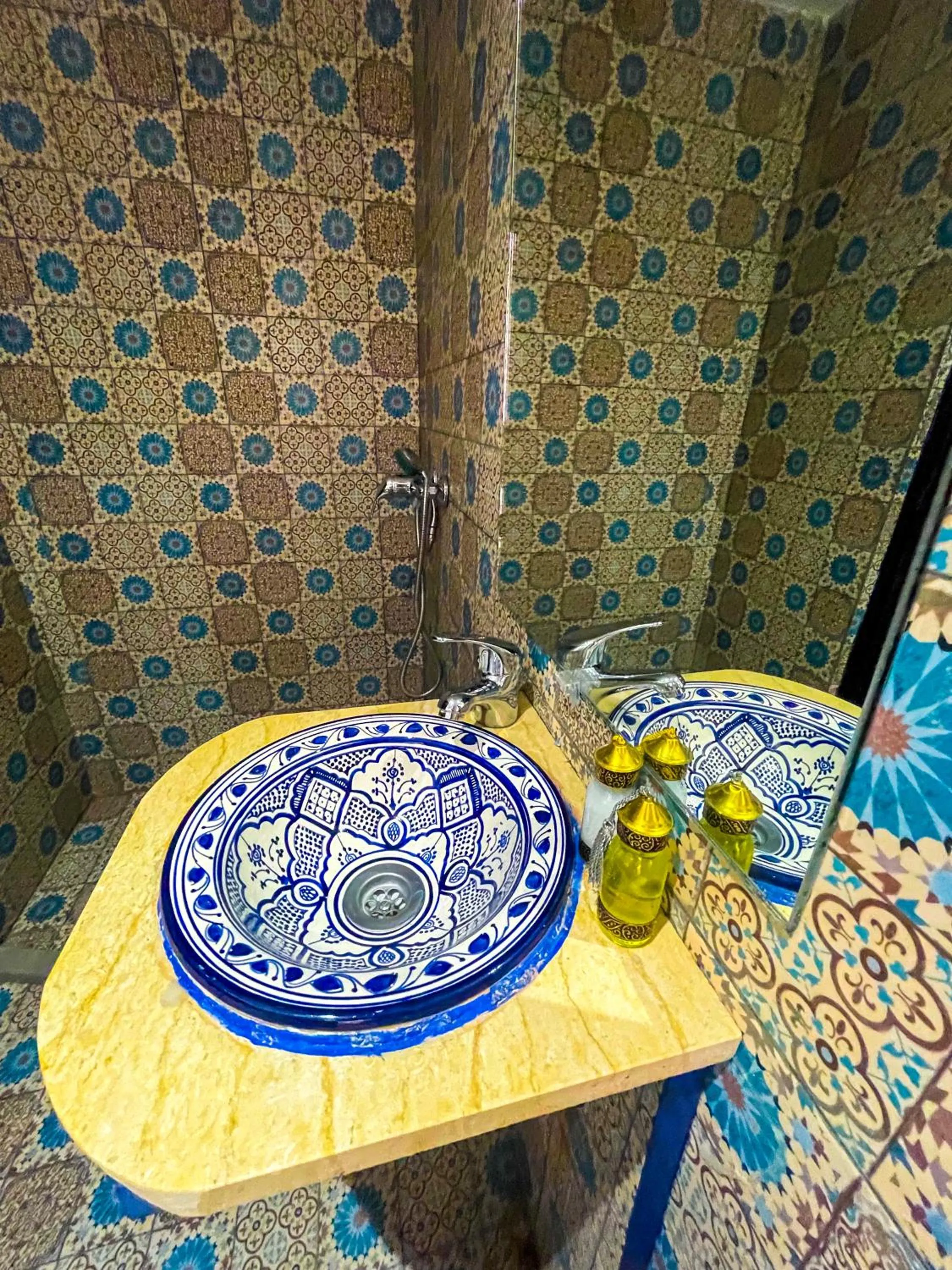 Bathroom in Riad karim