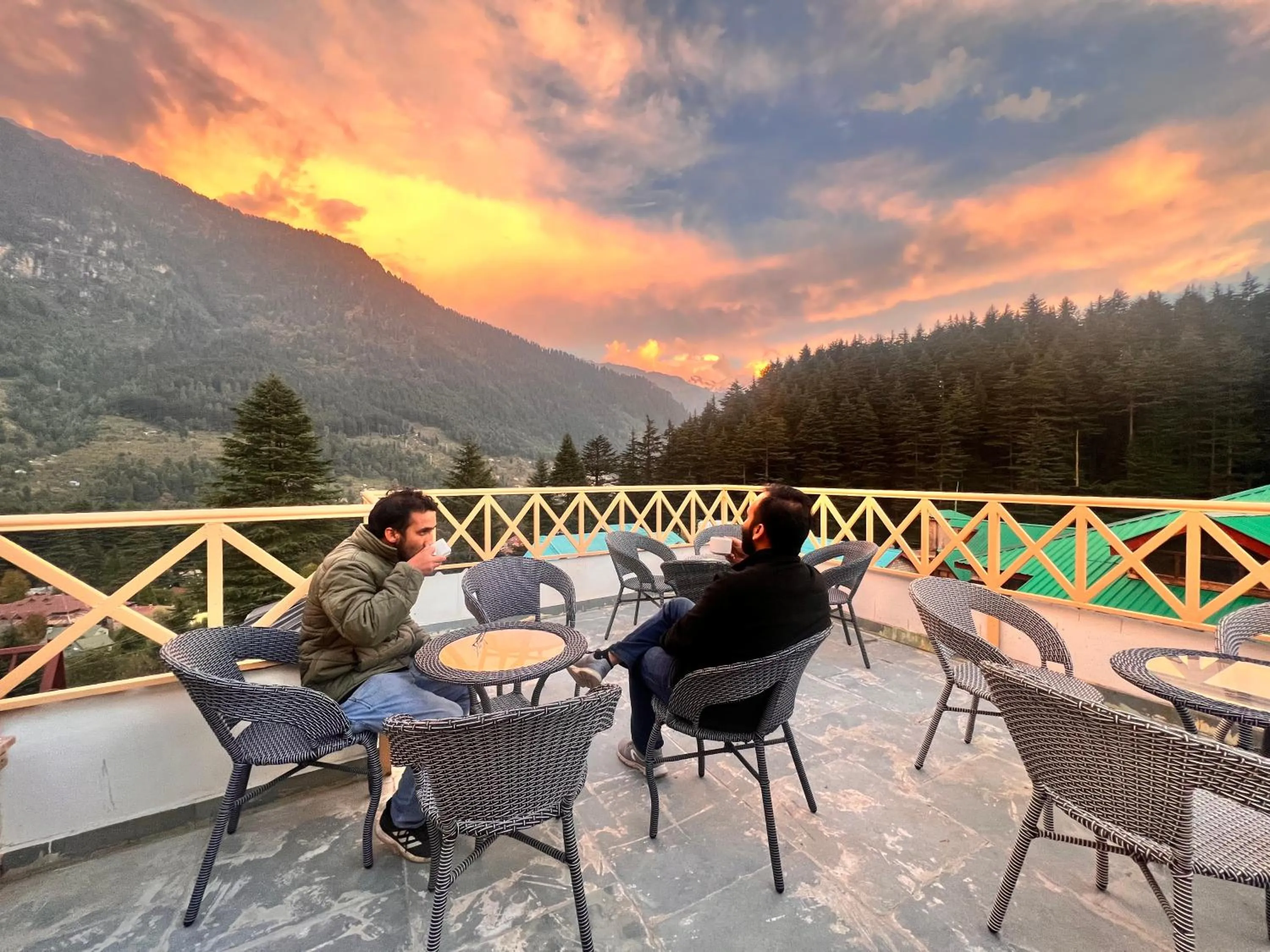 Natural landscape in North Deodar Avenue, Manali