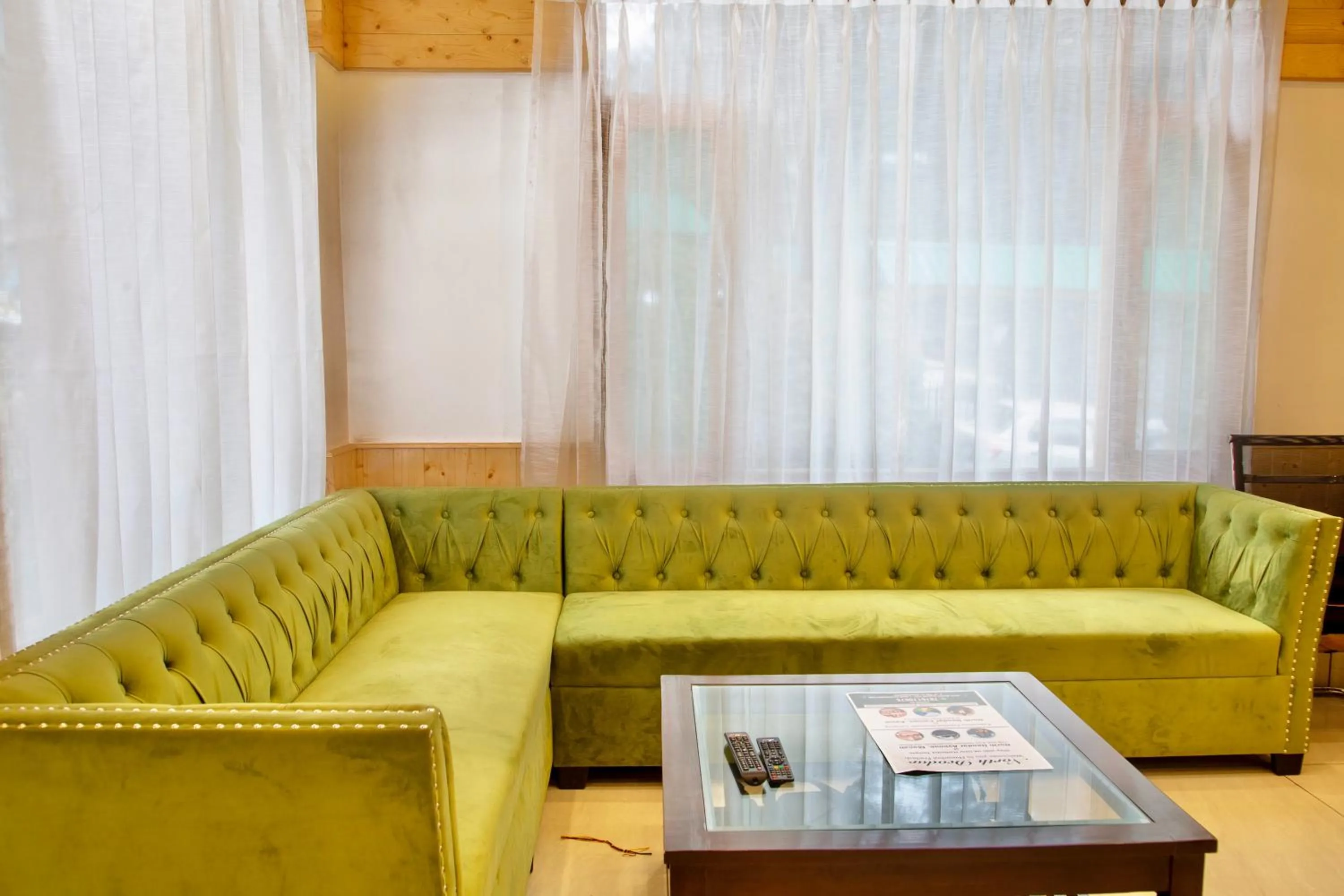 Seating area in North Deodar Avenue, Manali