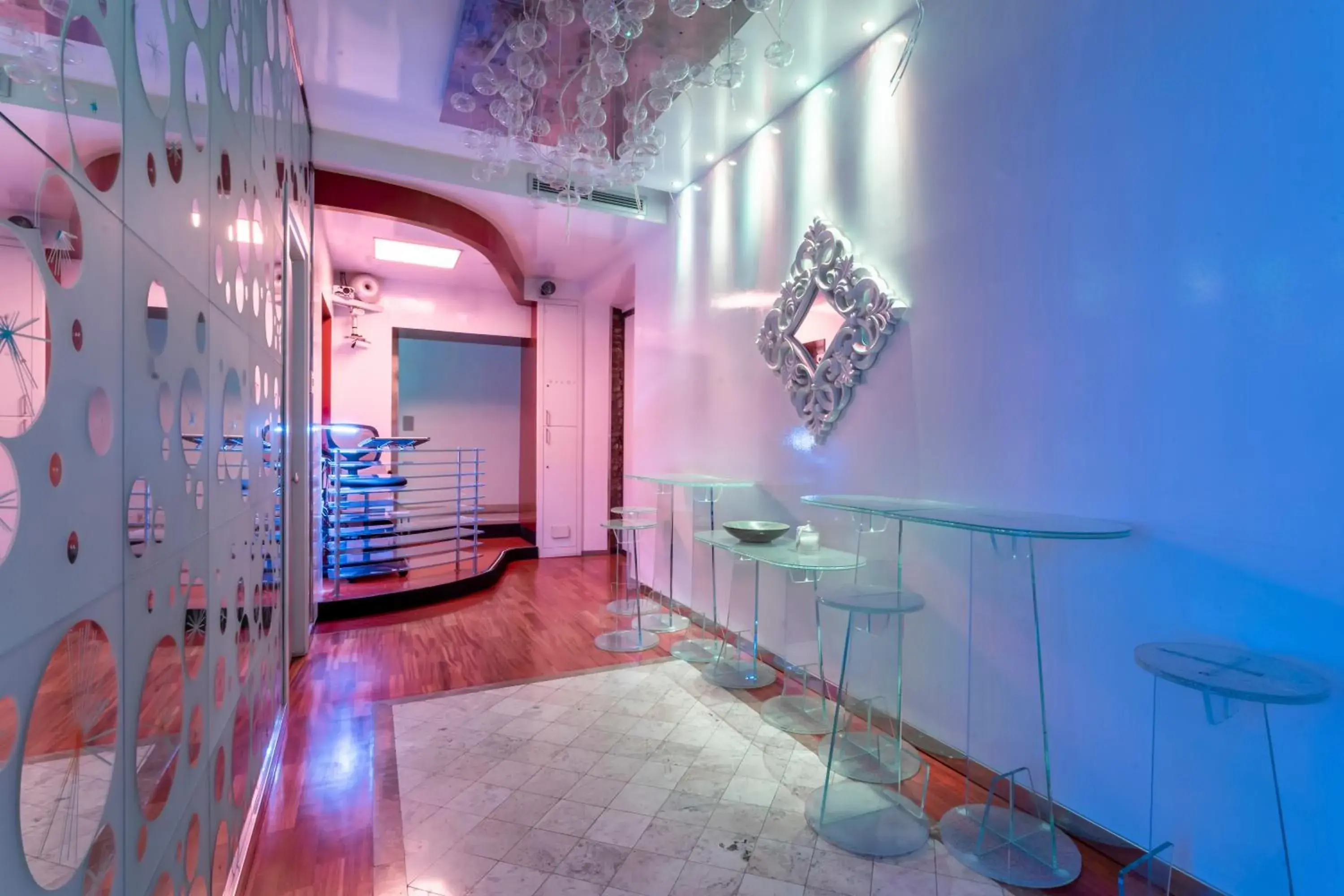 Lobby or reception in Hotel Trecento Lobby or reception in Hotel Trecento