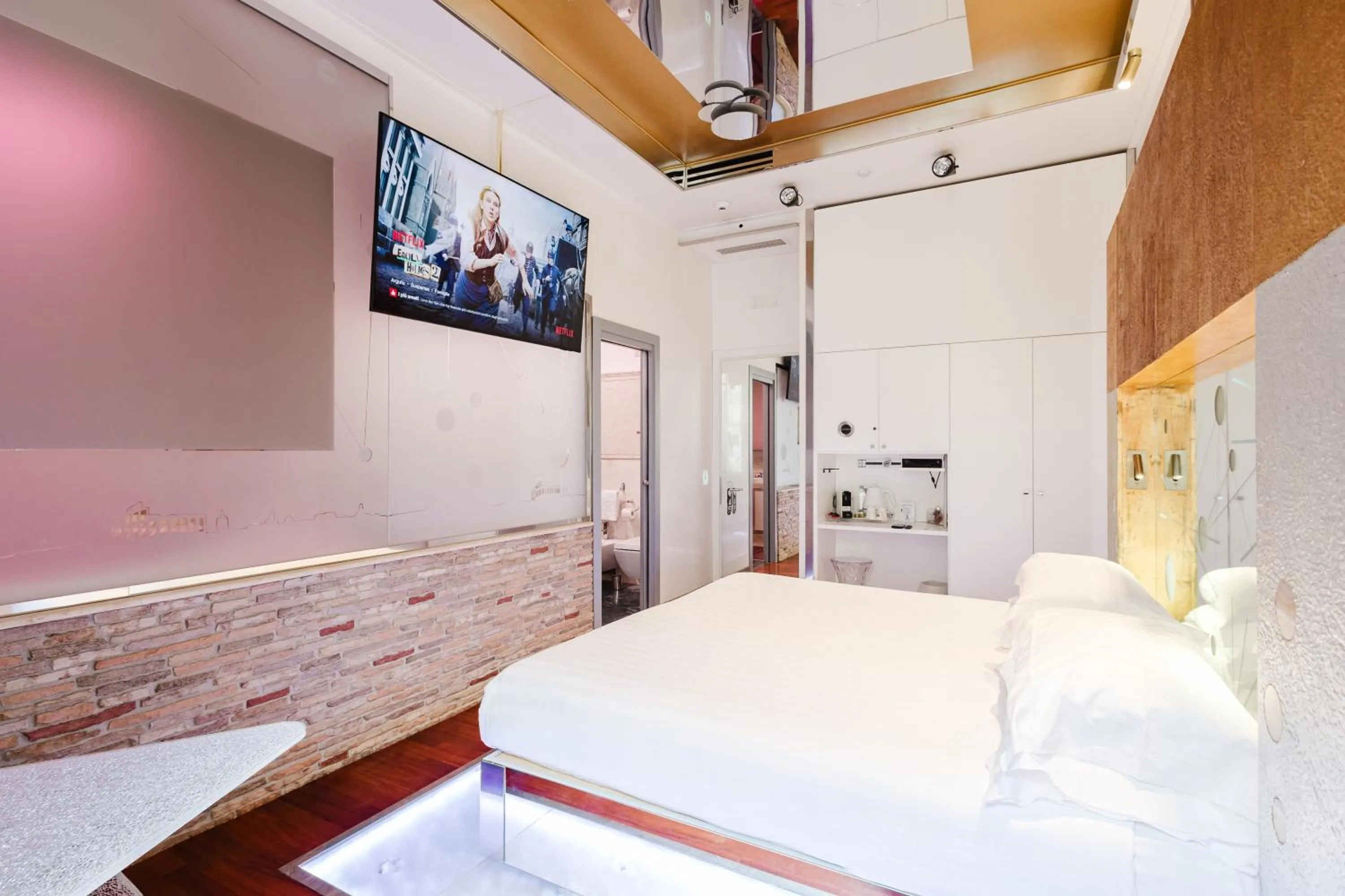 Photo of the whole room, Bed in Hotel Trecento